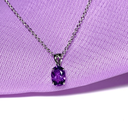 Purple oval amethyst white gold necklace