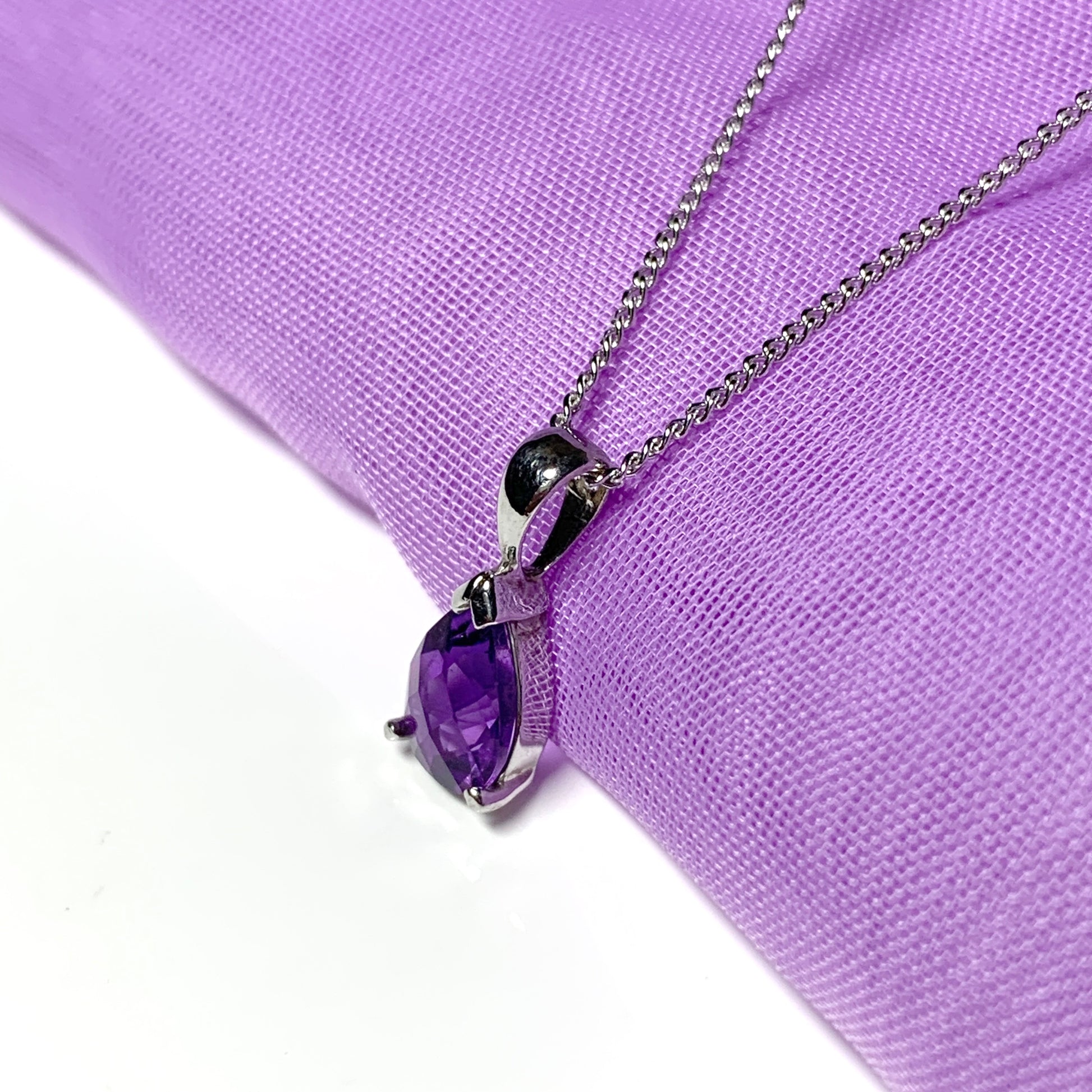 Purple pear shaped amethyst white gold necklace