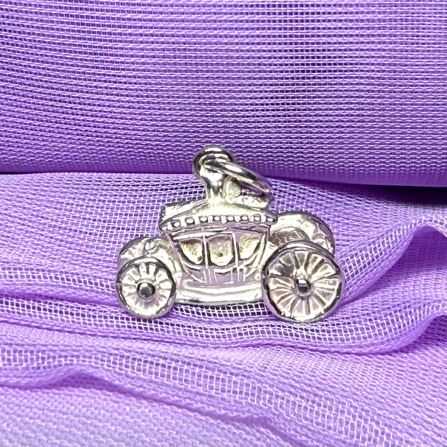 Queens Stage Coach Sterling Silver Charm