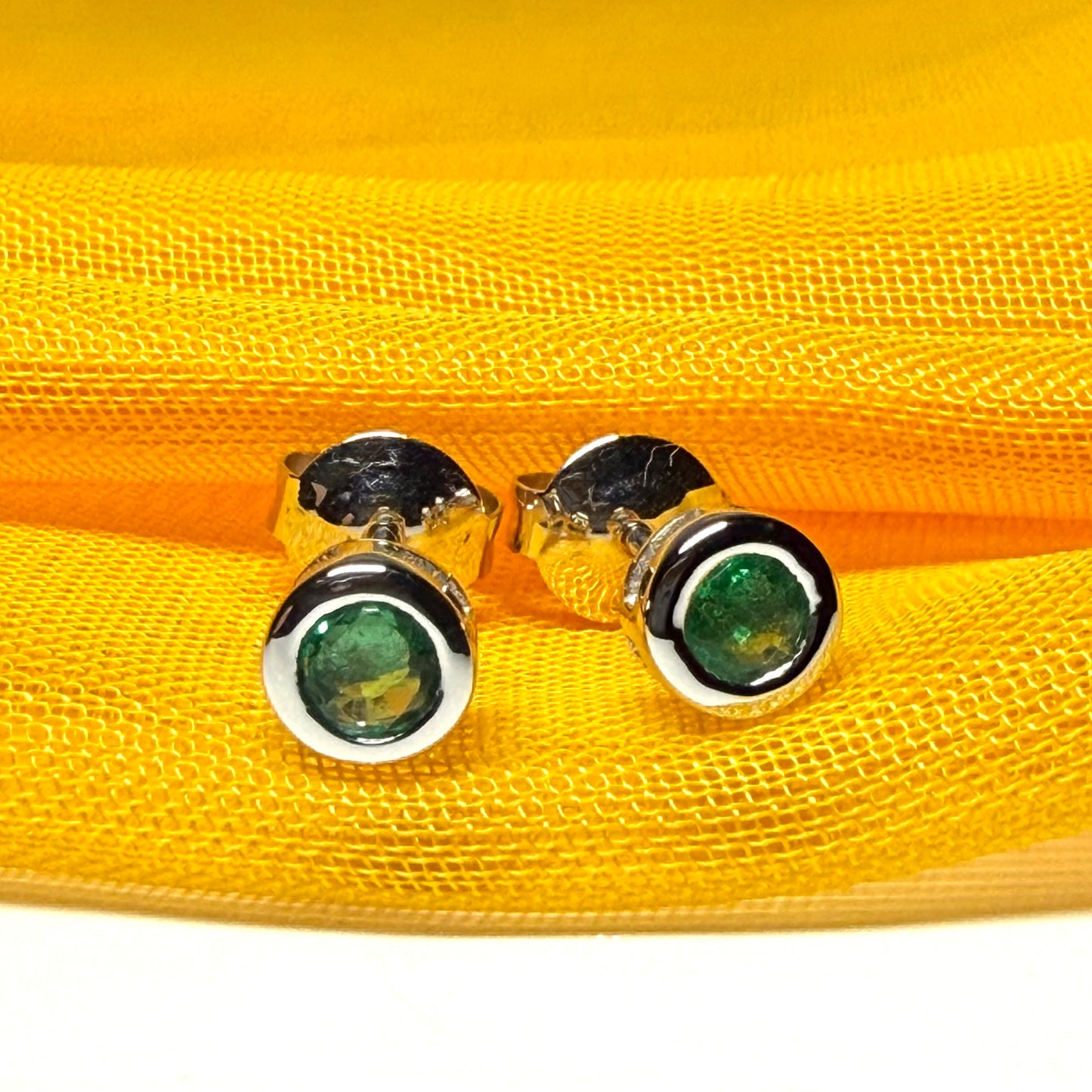 Real Green Emerald Stud Earrings 9ct White Gold – Round Cut 4.5mm | May Birthstone Gift