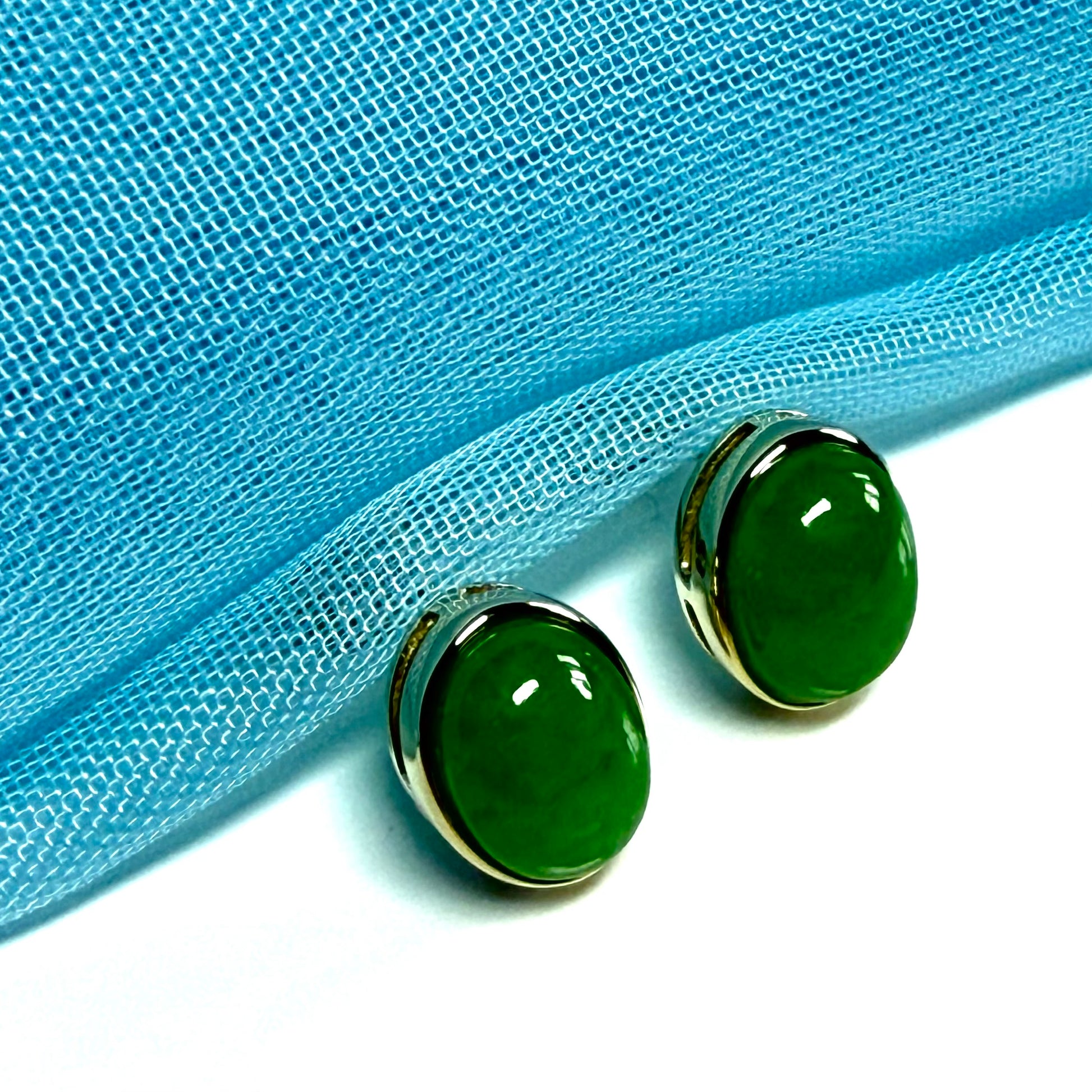 Real Green jade yellow gold oval stud earrings