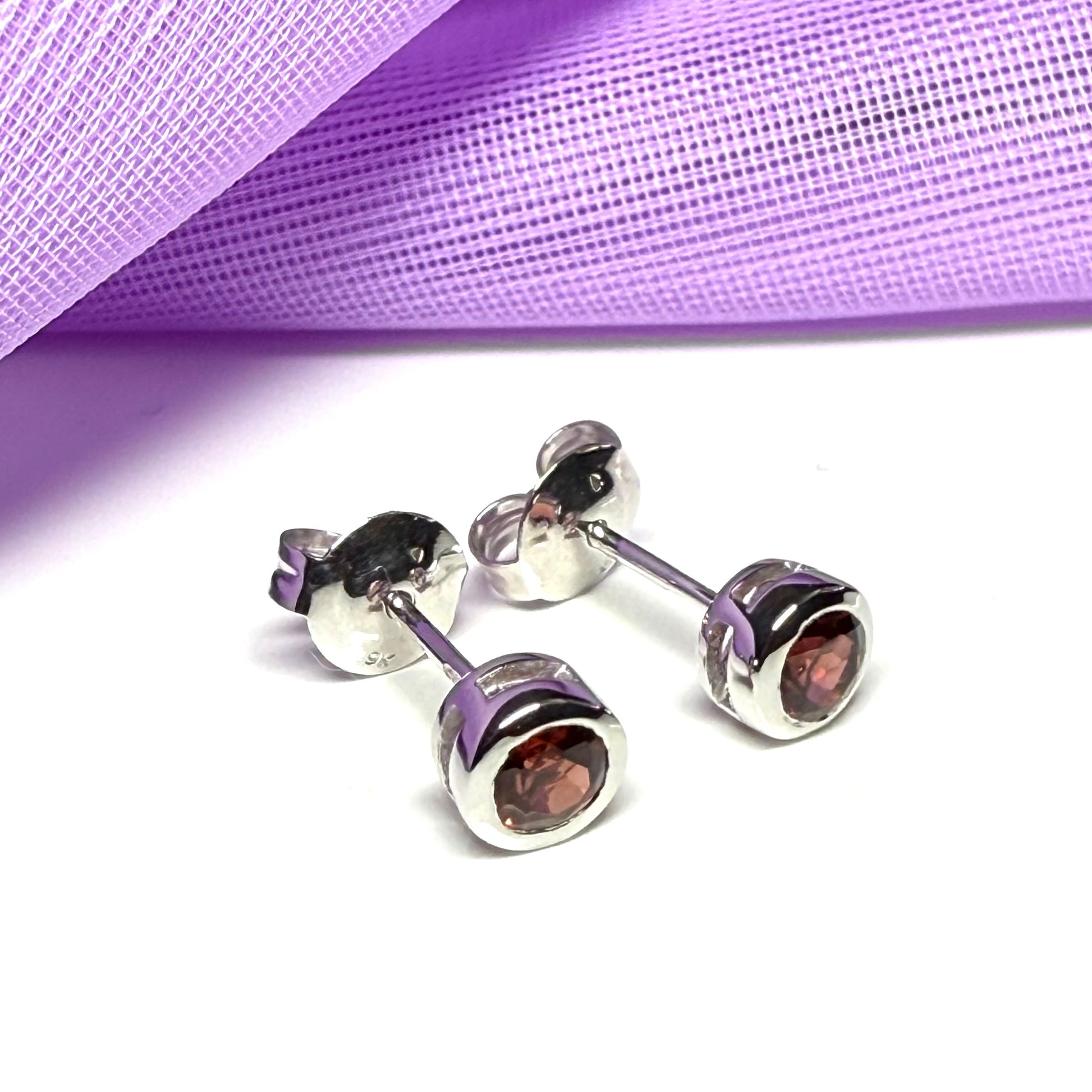 Real Red Garnet Stud Earrings 9ct White Gold – Round Cut 4.5mm | January Birthstone Gift