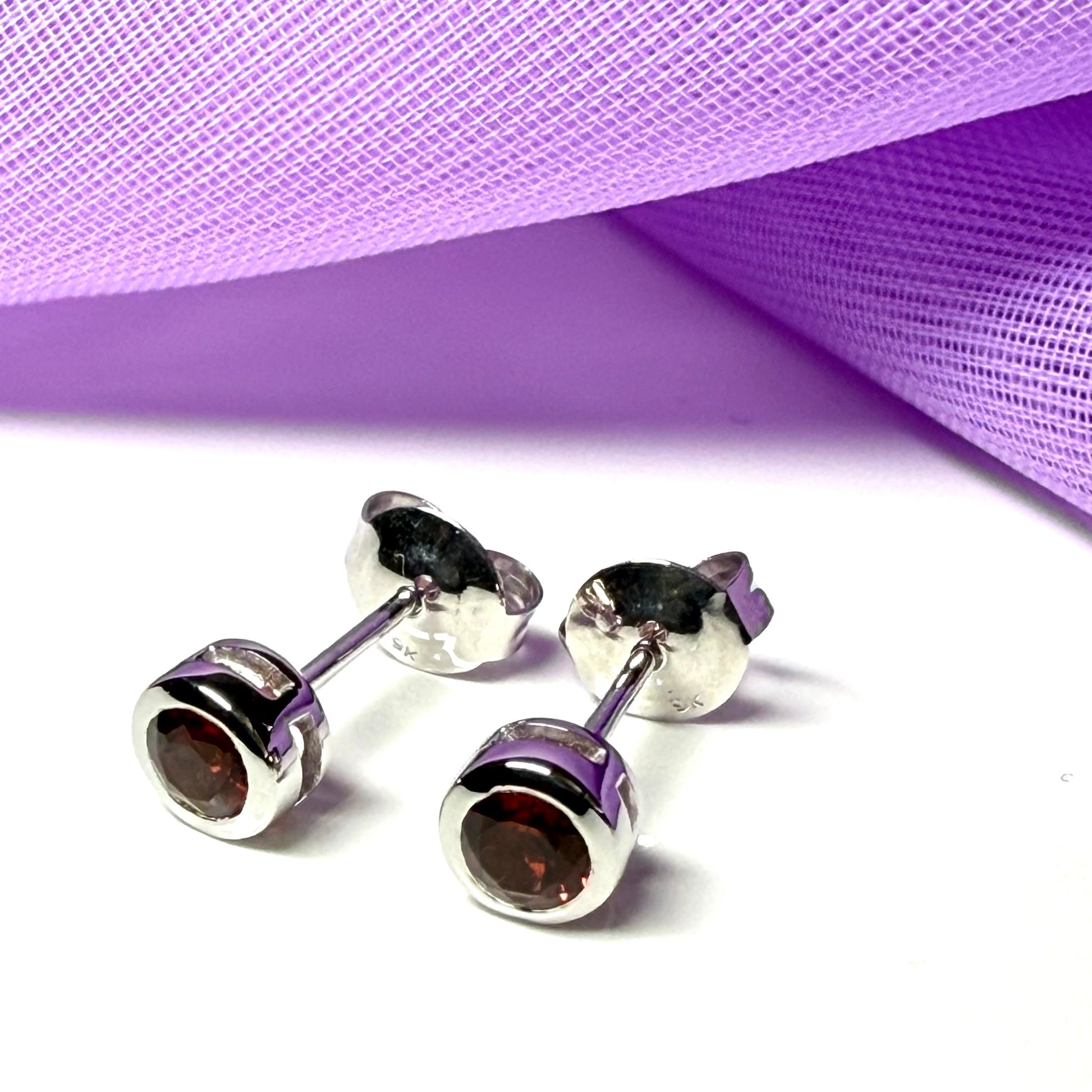 Real Red Garnet Stud Earrings 9ct White Gold – Round Cut 4.5mm | January Birthstone Gift