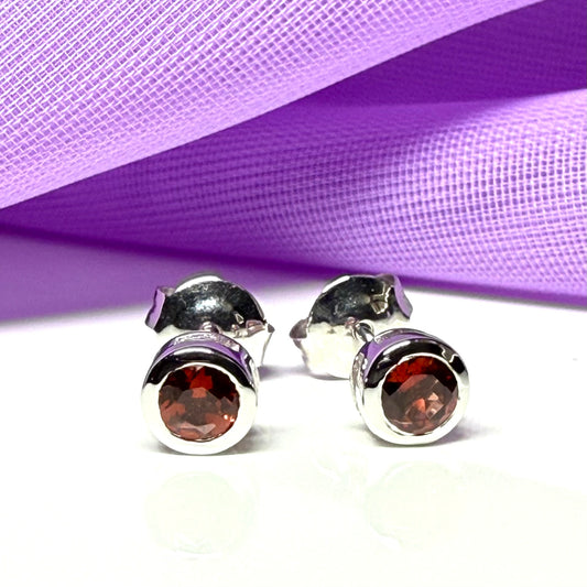 Real Red Garnet Stud Earrings 9ct White Gold – Round Cut 4.5mm | January Birthstone Gift