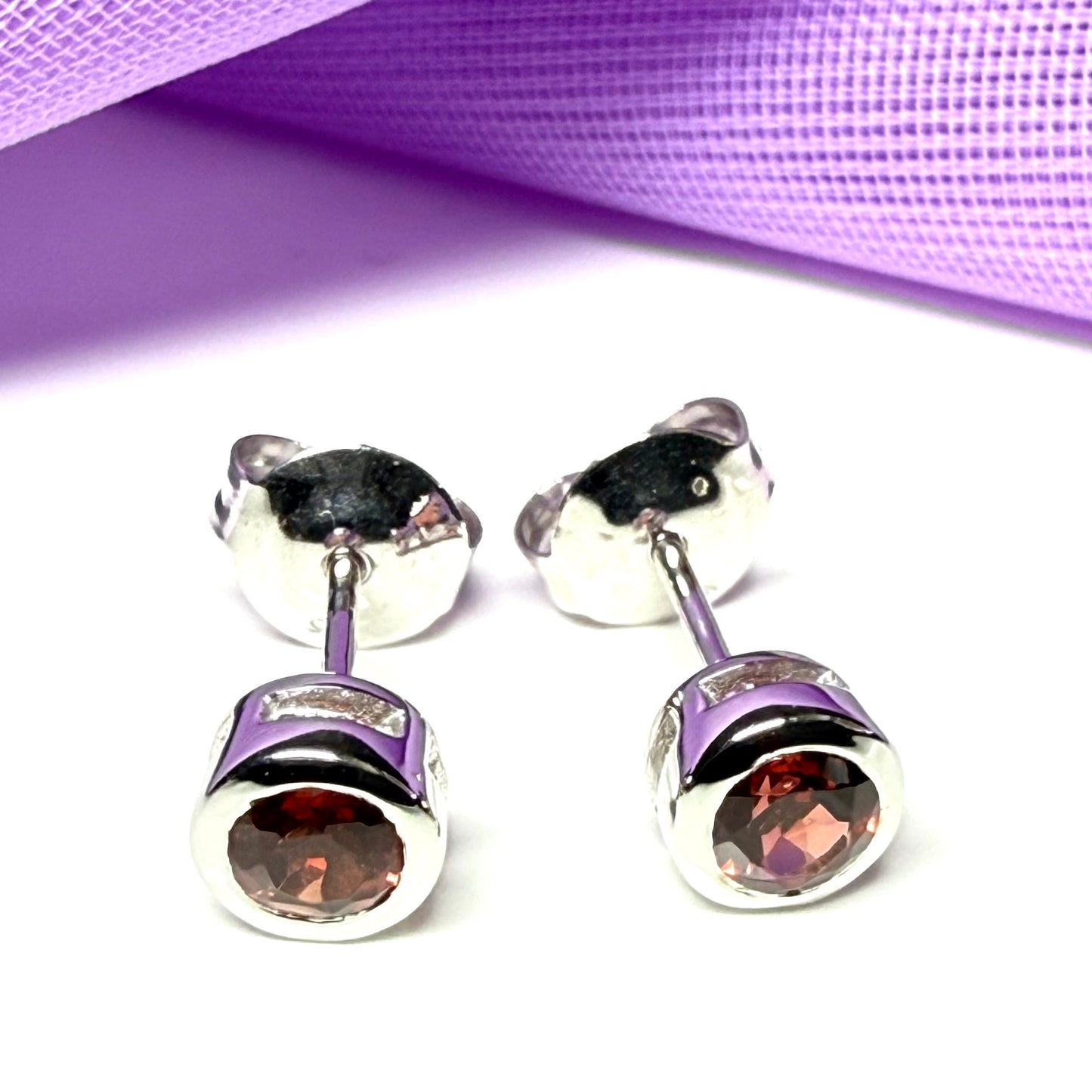 Real Red Garnet Stud Earrings 9ct White Gold – Round Cut 4.5mm | January Birthstone Gift