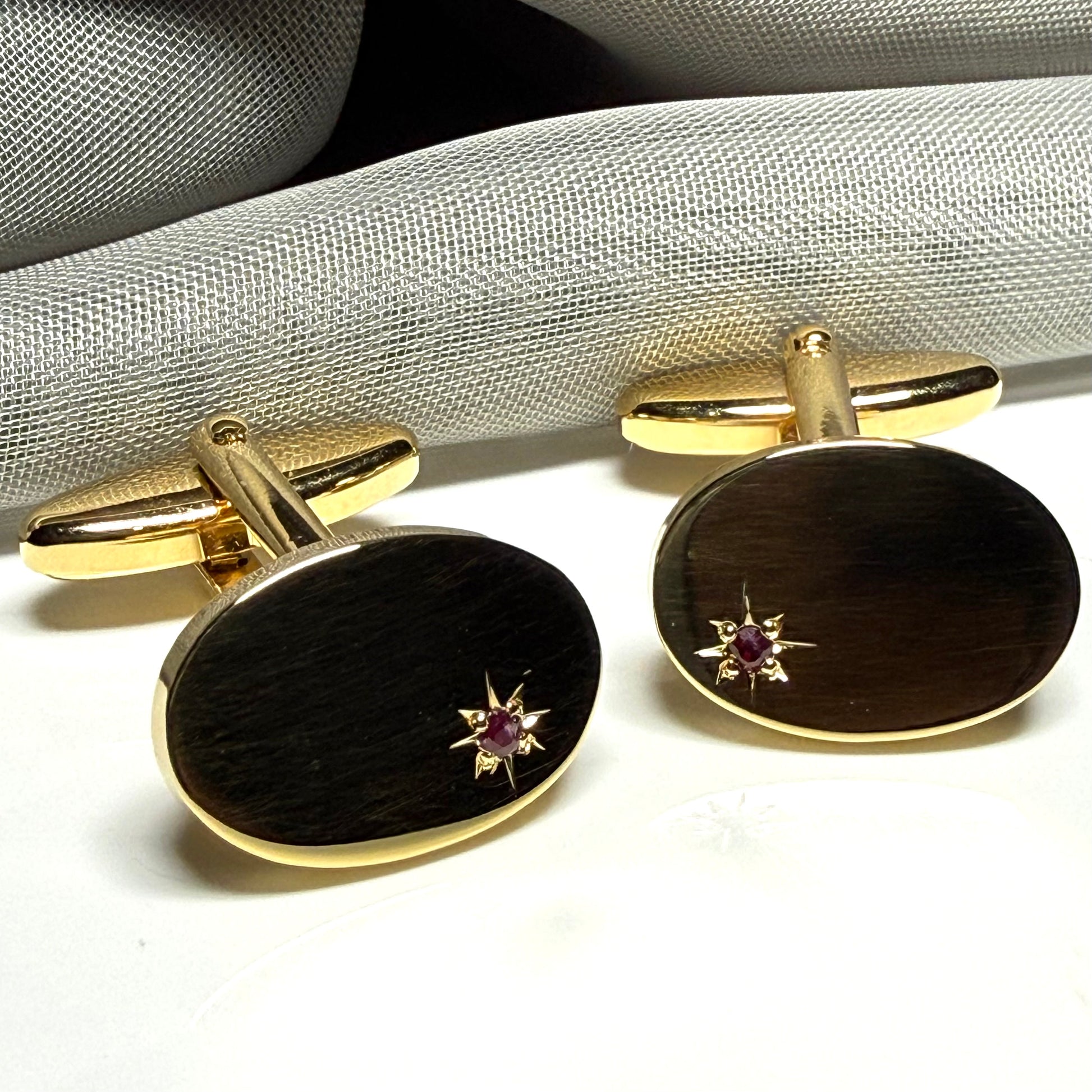 Real Ruby set oval cufflinks