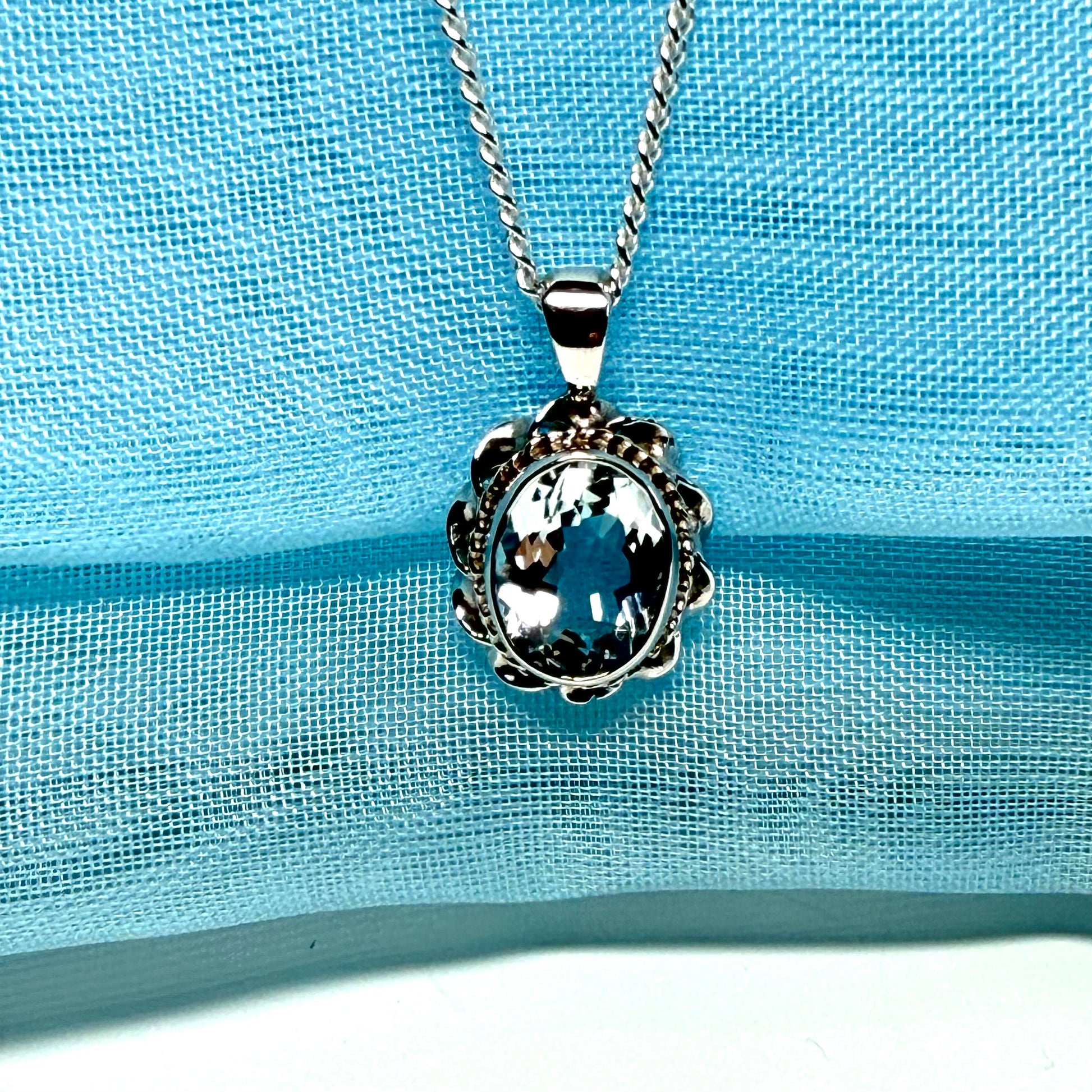 Real aquamarine necklace oval white gold