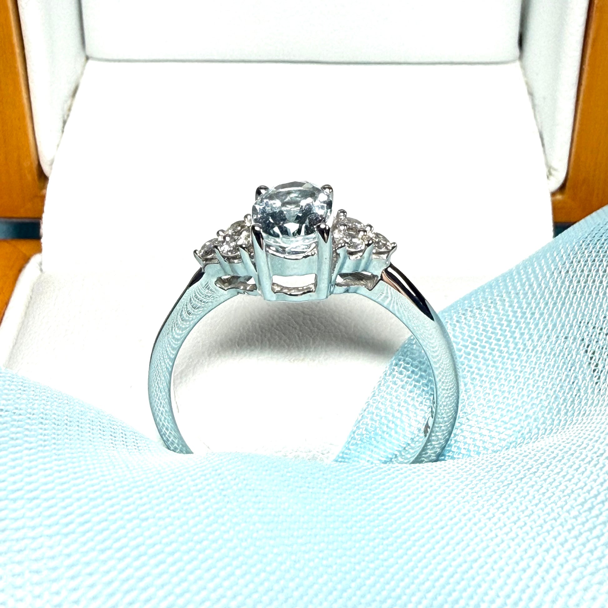 Real aquamarine ring and diamond white gold fancy dress