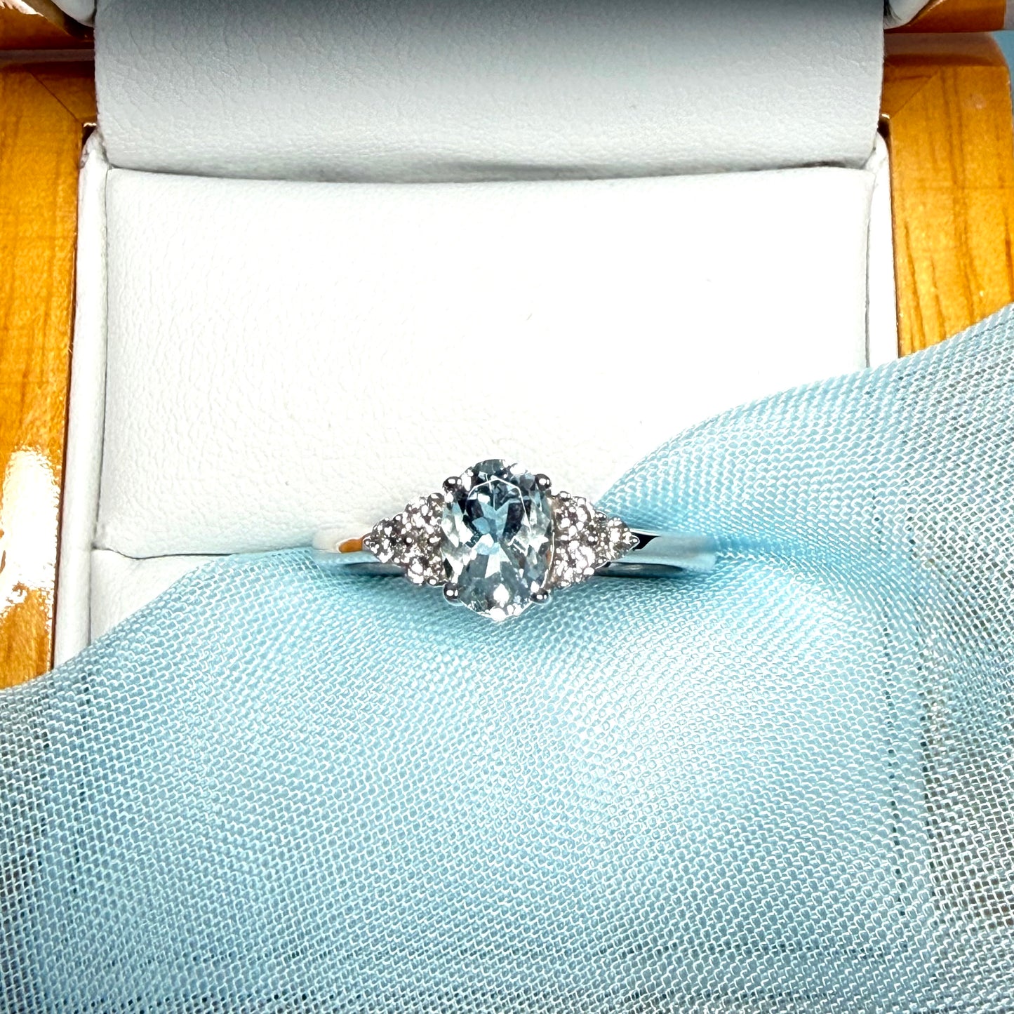 Real aquamarine ring and diamond white gold fancy dress