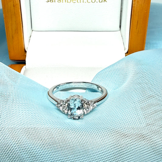 Real aquamarine ring and diamond white gold fancy dress