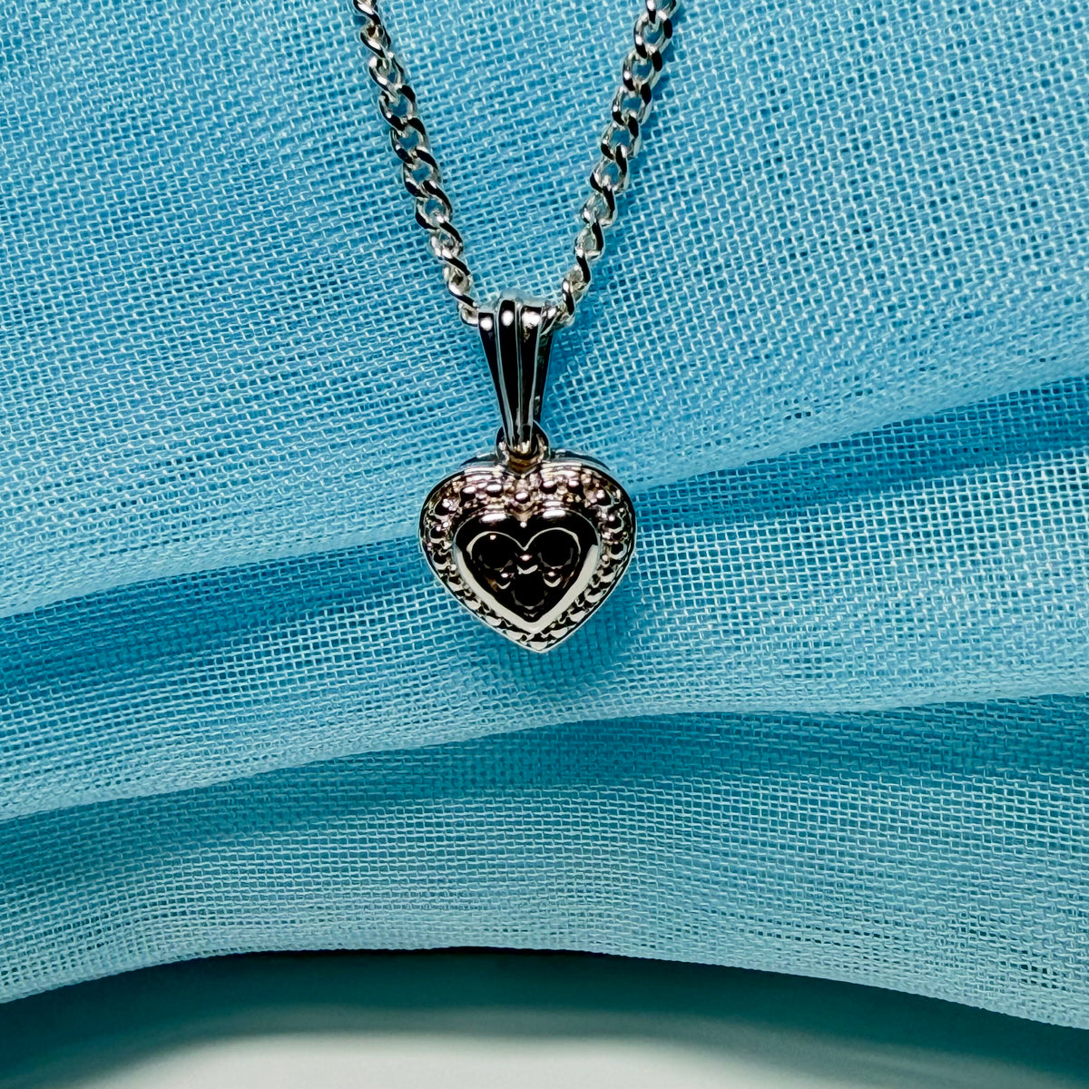 Real black and white diamond heart shaped white gold necklace pendant with chain
