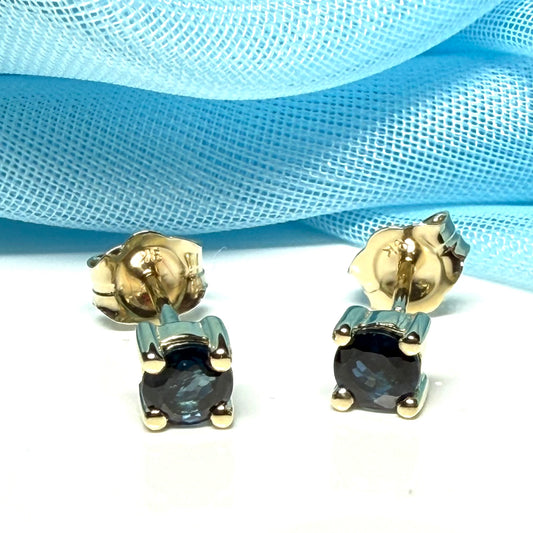 Real blue sapphire earrings round yellow gold stud claw set, simply beautiful sapphires