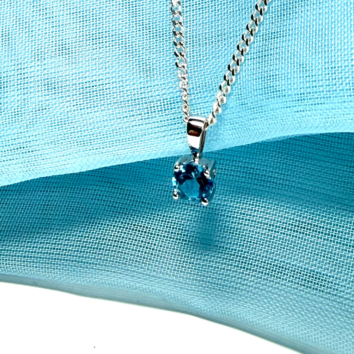 Real blue topaz round necklace white gold pendant