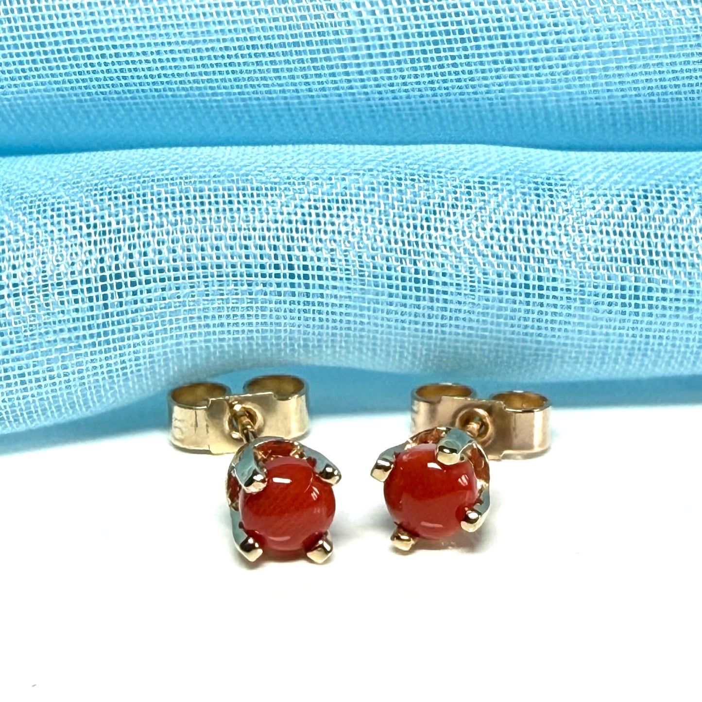 Real dark coral yellow gold round clawed set stud earrings, simply gorgeous four claw design