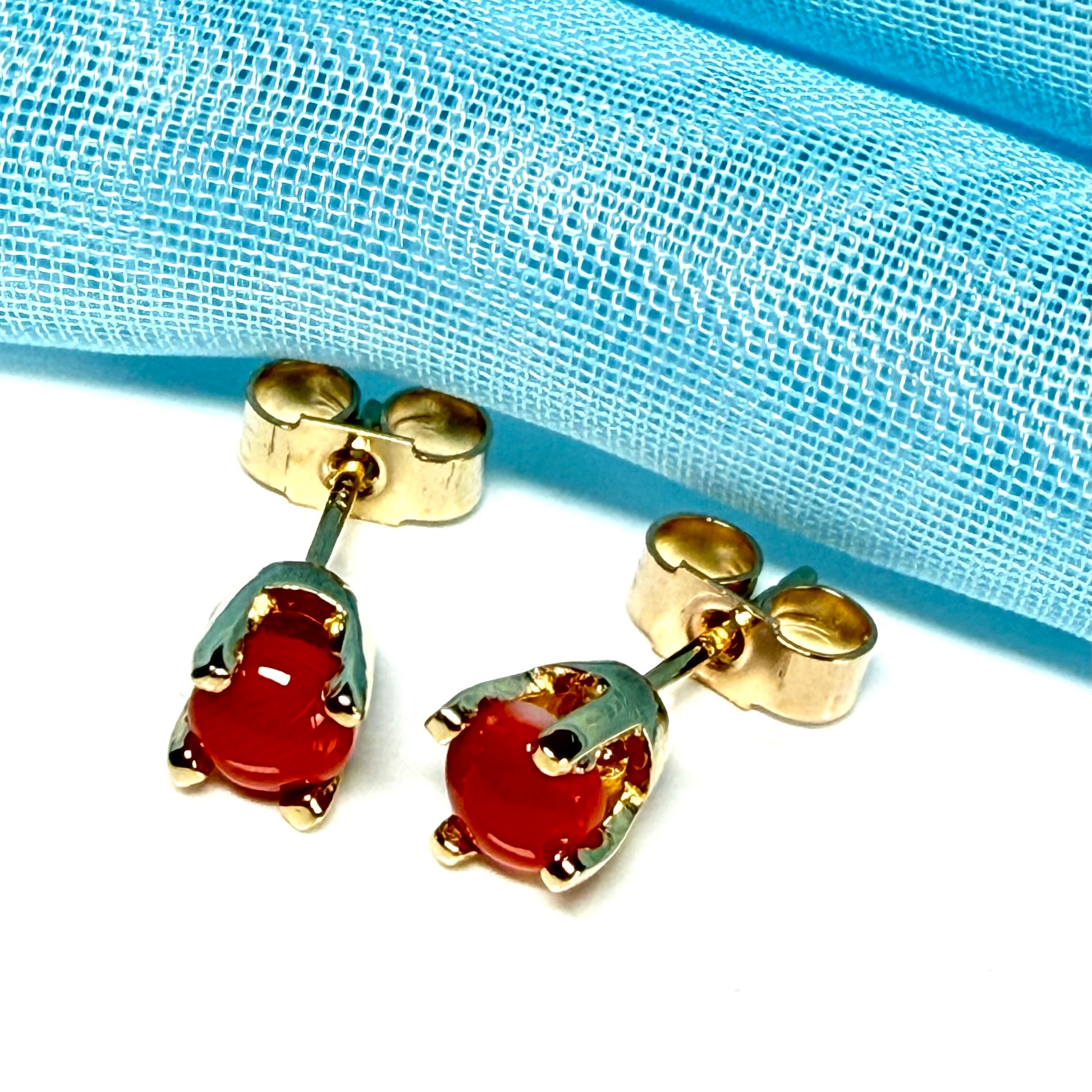 Real dark coral yellow gold round clawed set stud earrings, simply gorgeous four claw design