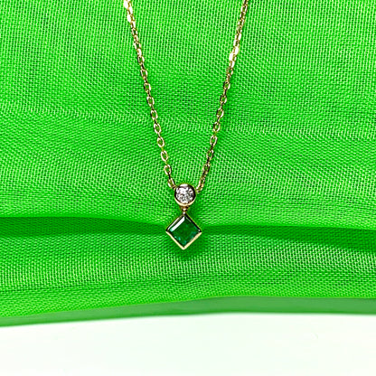 Real emerald necklace with diamond yellow gold green pendant