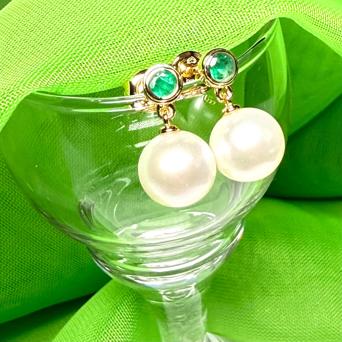 Real freshwater cultured pearl and real emerald round drop earrings sterling silver with yellow gold plating