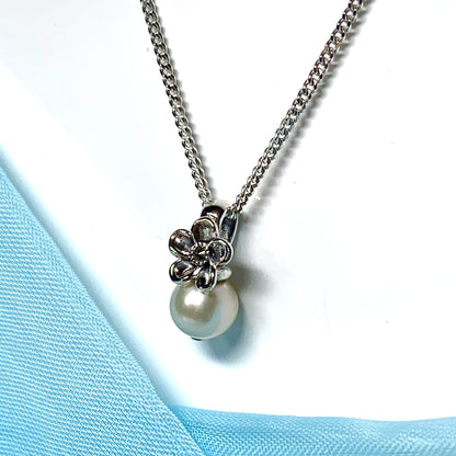 Real freshwater cultured pearl flower petal necklace pendant