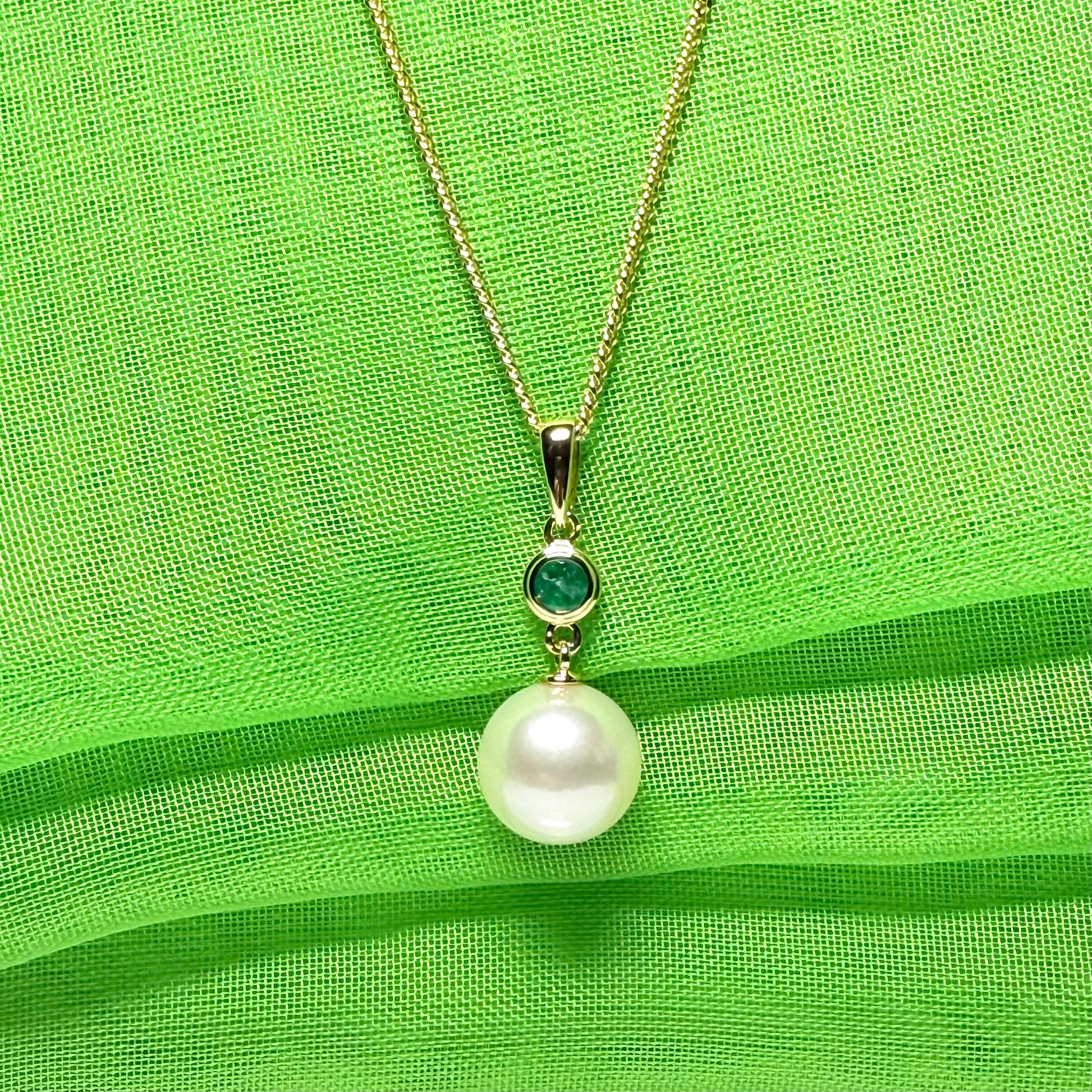 Real freshwater cultured pearl necklace and real emerald round drop pendant sterling silver with yellow gold plating