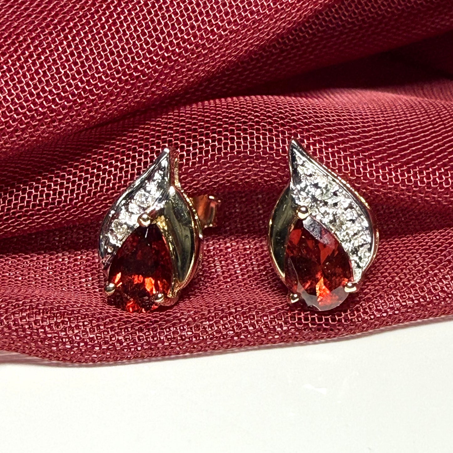 Real garnet and real diamond stud earrings pear shaped yellow gold teardrop
