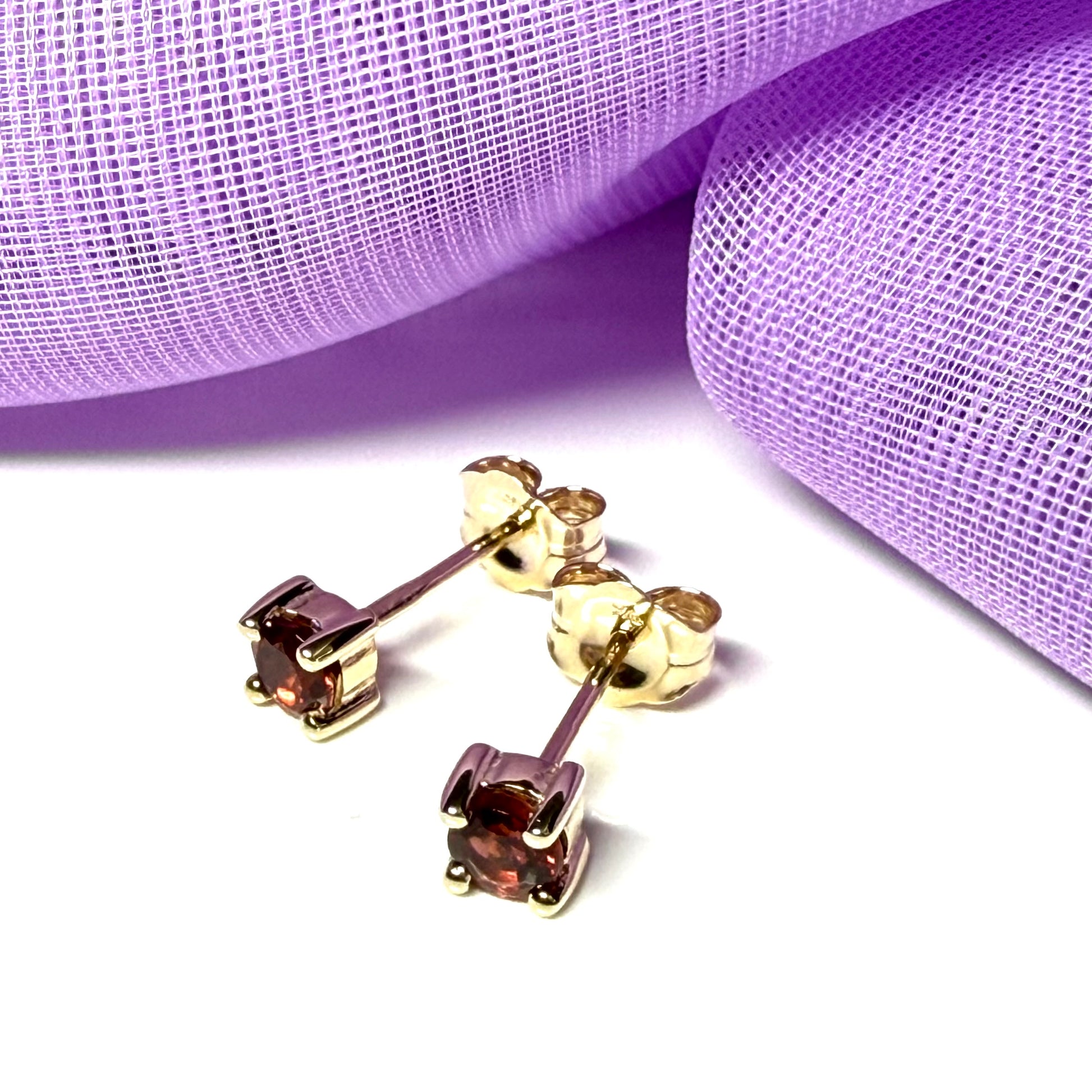 Real garnet earrings round yellow gold stud, simply beautiful