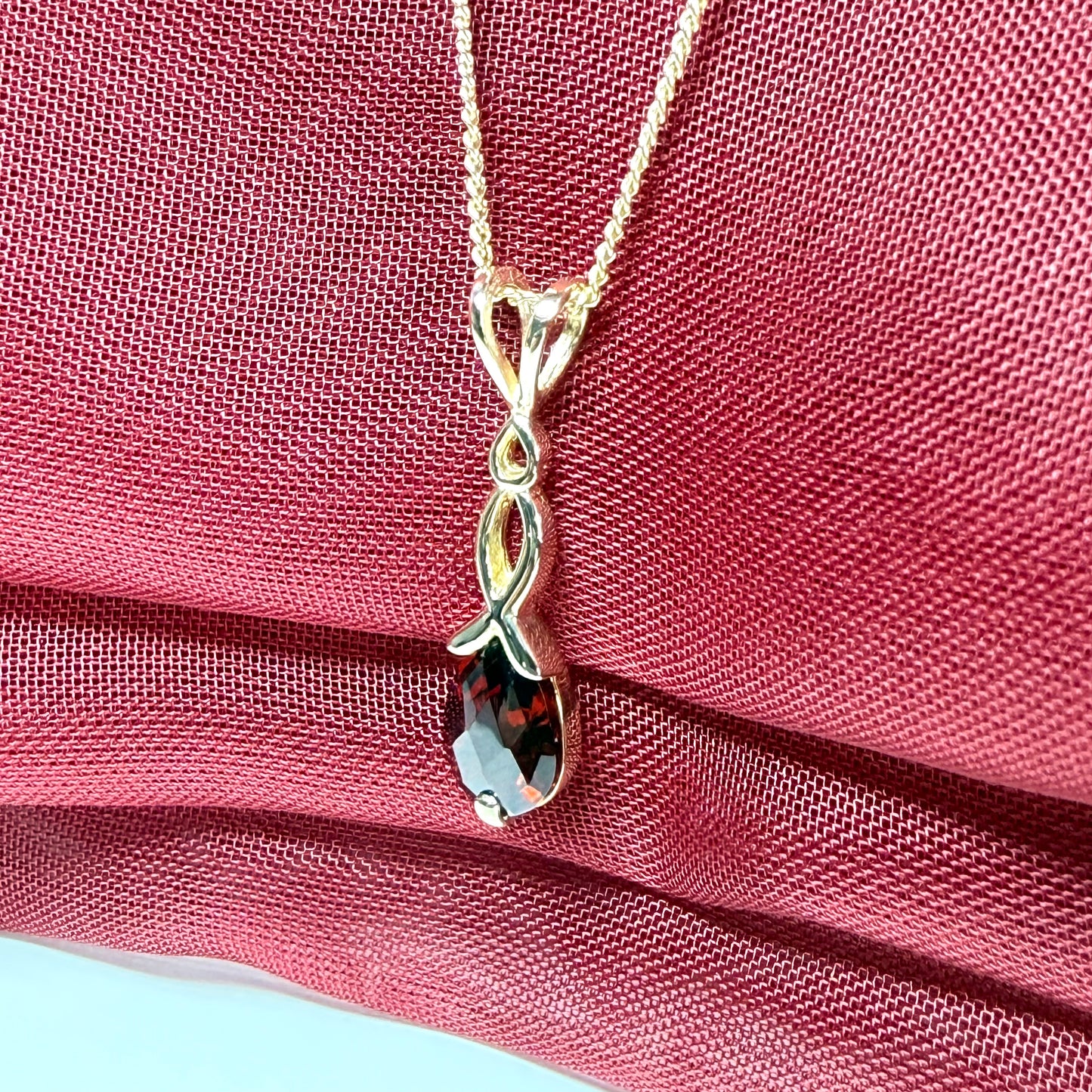 Real garnet necklace pear shaped yellow gold pendant