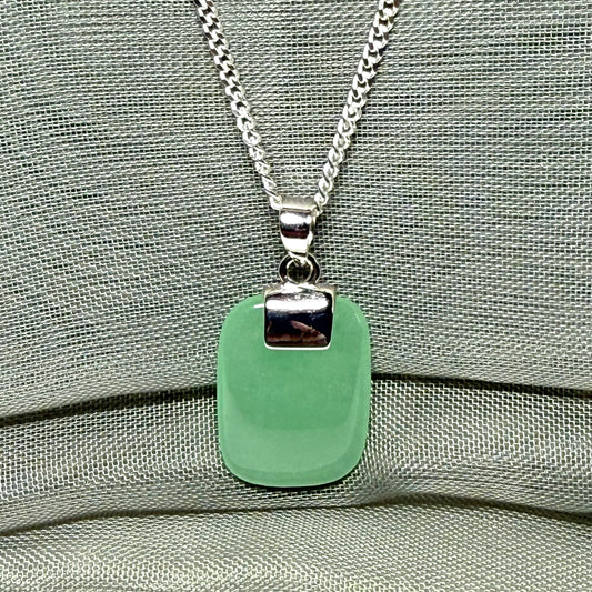 Real green jade necklace cushion shape stone sterling silver, a gorgeous pendant design