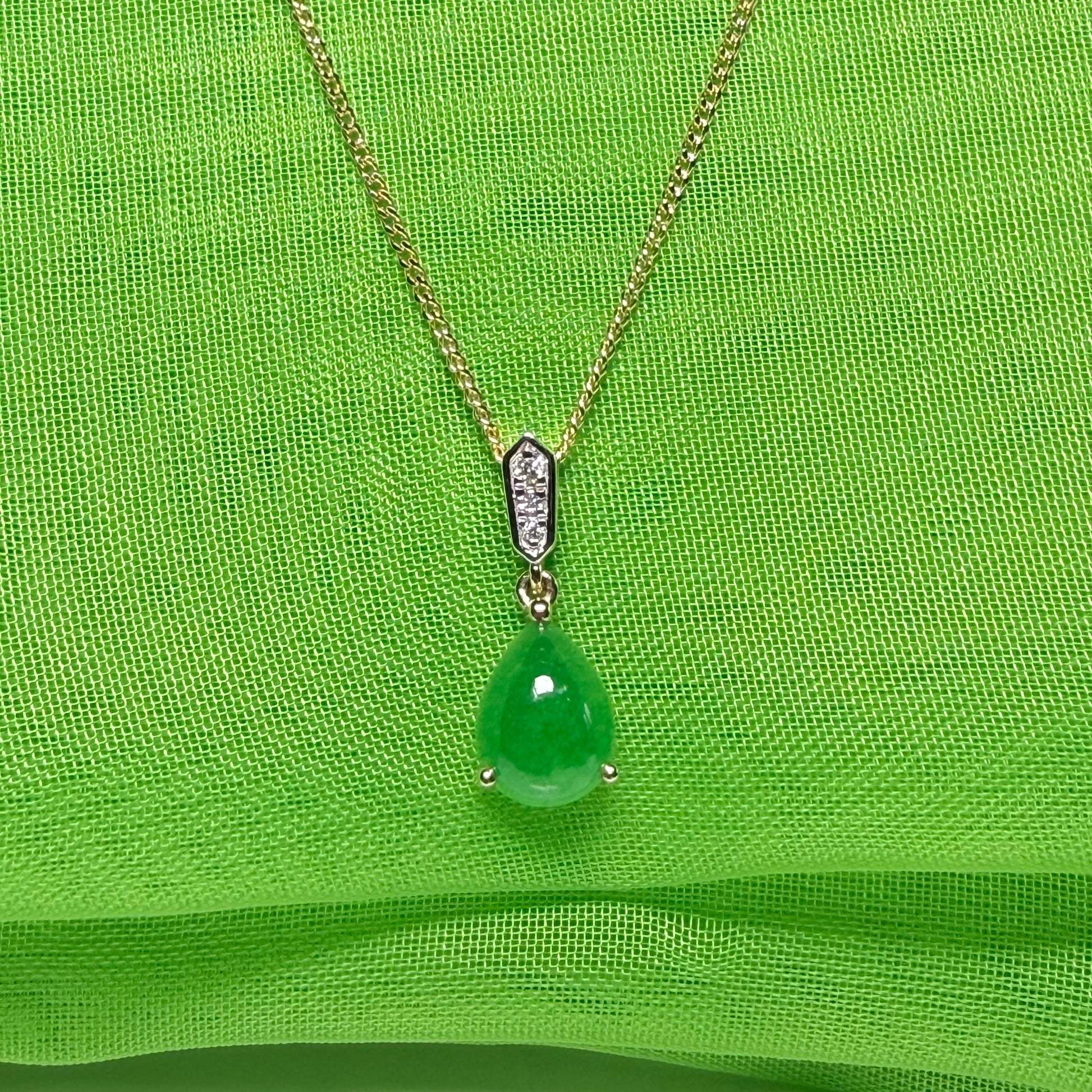 Real green jade necklace pear teardrop and diamond yellow gold pendant
