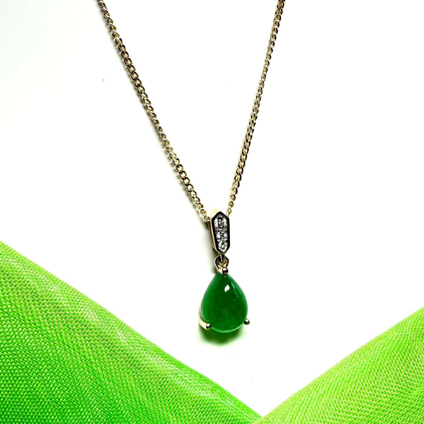 Real green jade necklace pear teardrop and diamond yellow gold pendant