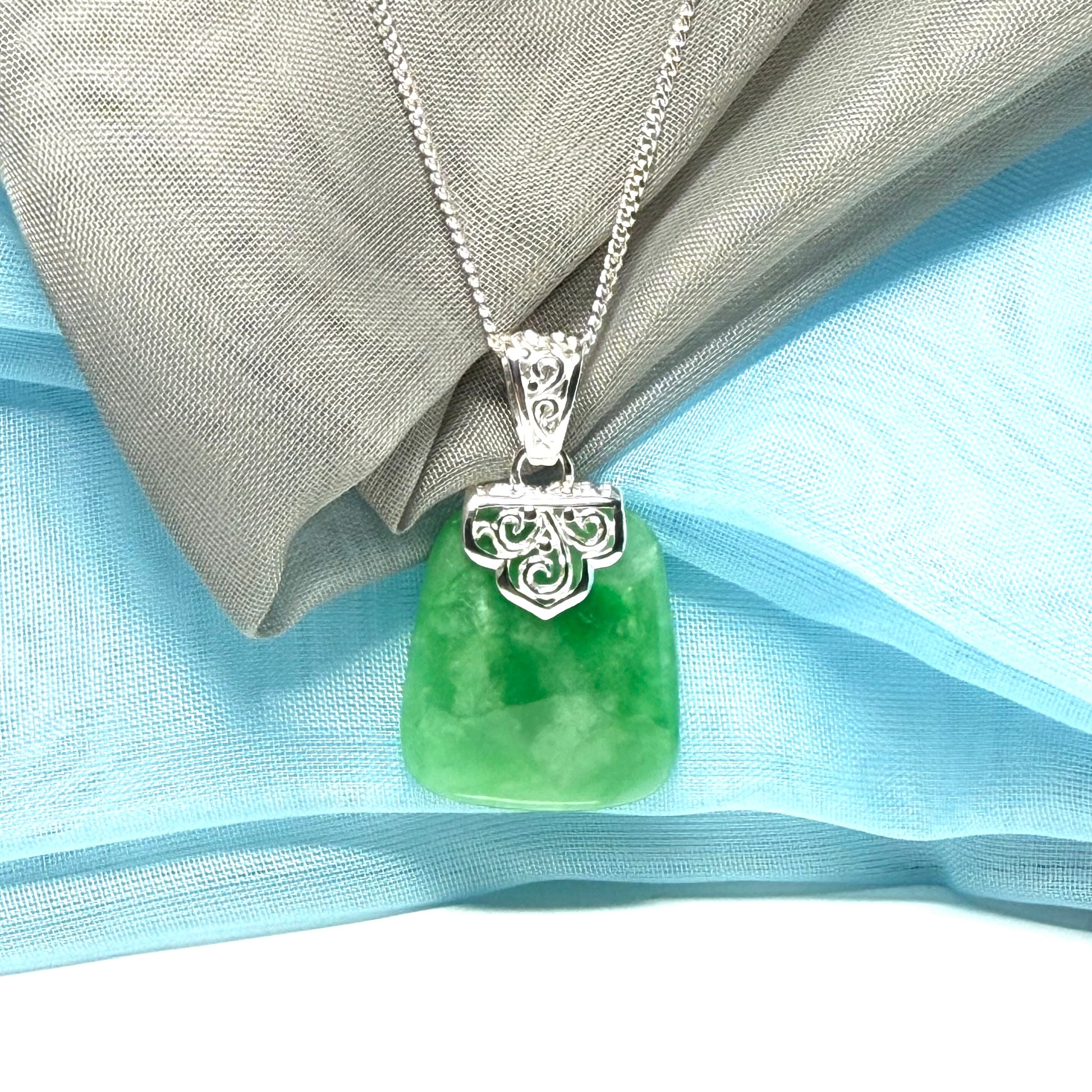 Real green jade necklace sterling silver large cushion shaped including a curb linked chain