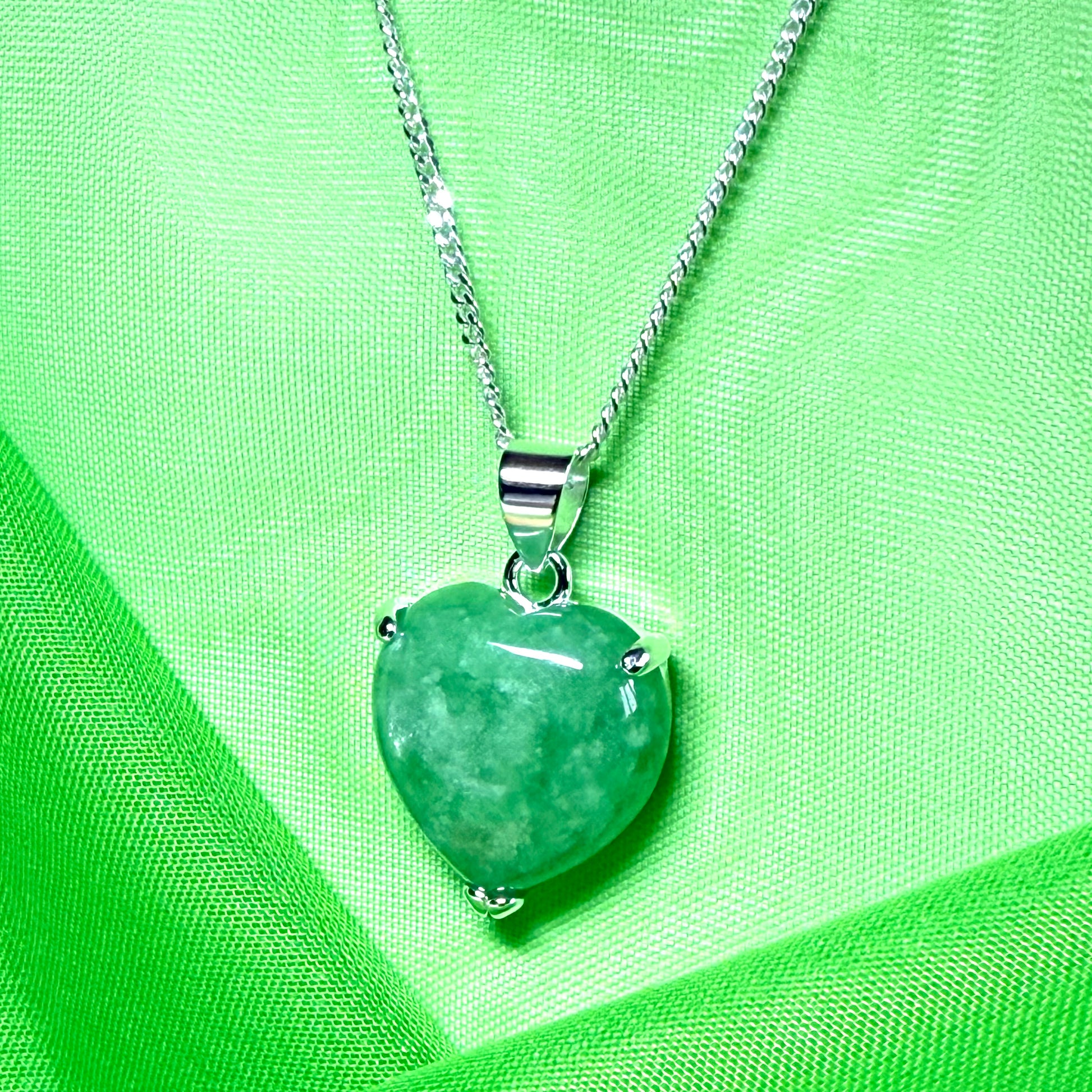 A_real_green_jade_pendant_heart_shaped_sterling_silver_an_eye_opening_design_necklace