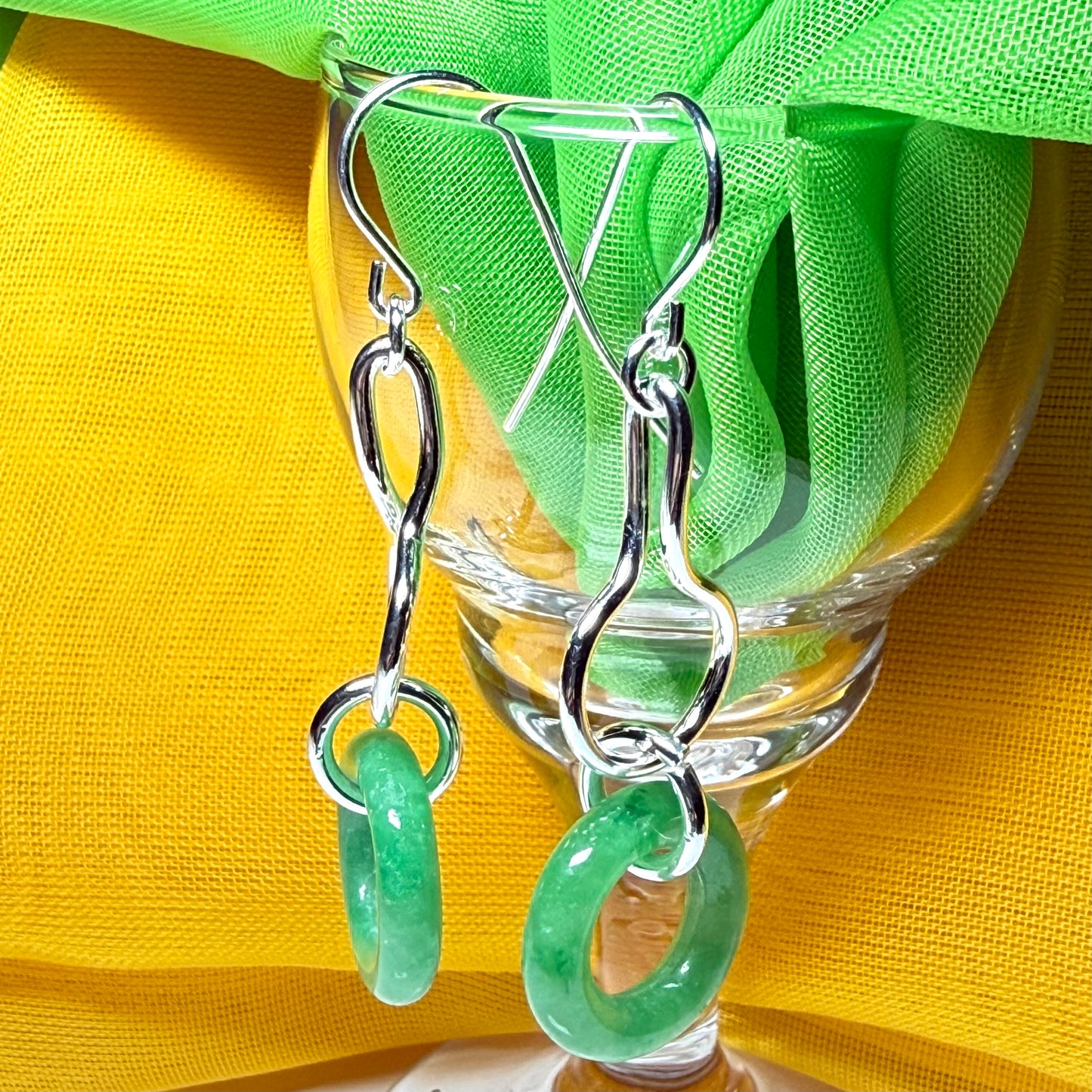 Real green jade sterling silver looped dangling dropped earrings, round in shape