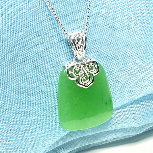Real green jade stone, large cushion shaped necklace, a truly stunning pendant