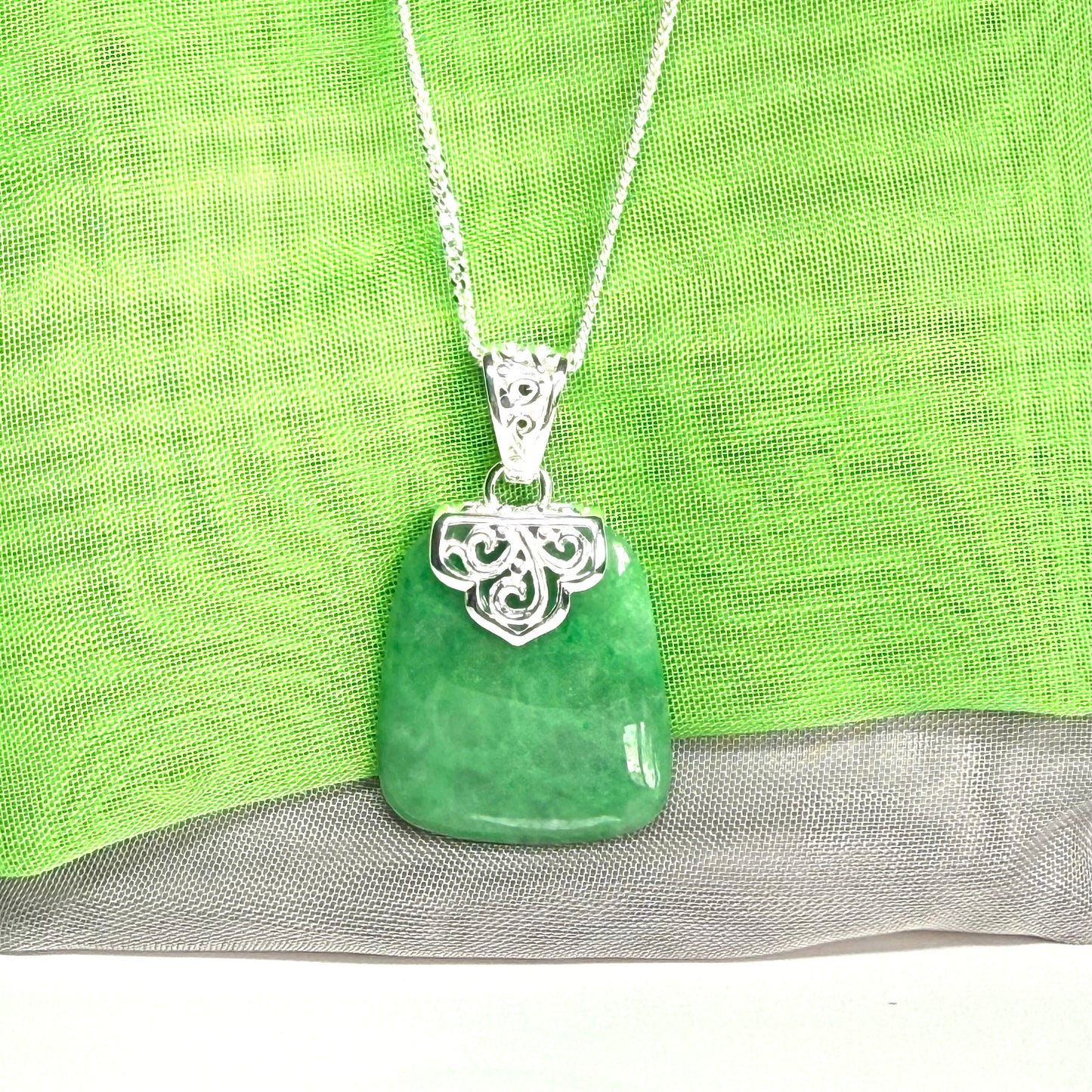 Real green jade stone, large cushion shaped pendant with solid chain and box included