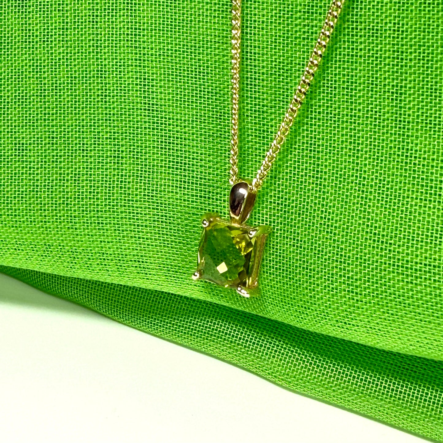 Real green peridot necklace square shaped yellow gold pendant