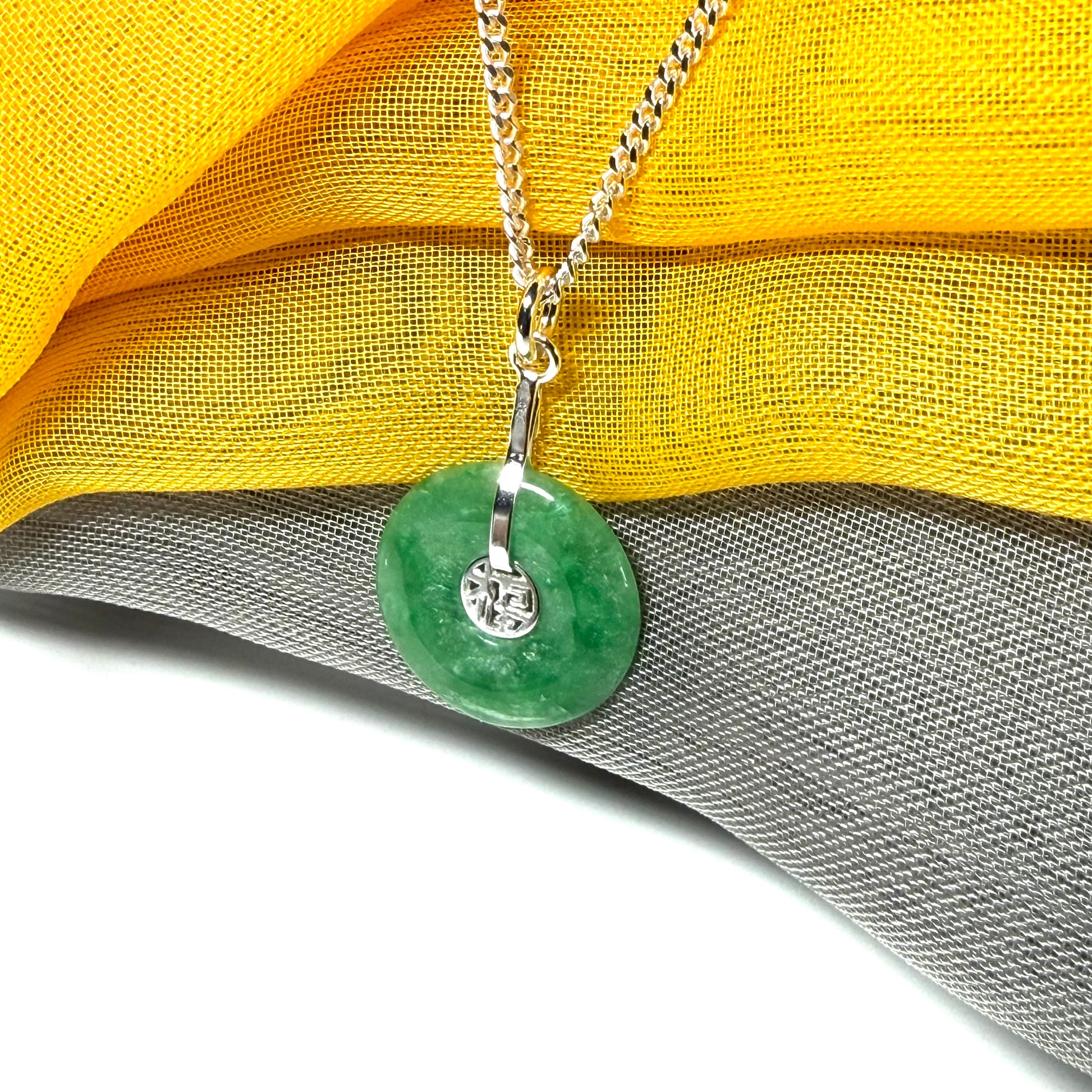 Real green round jade necklace sterling silver pendant, simply stunning