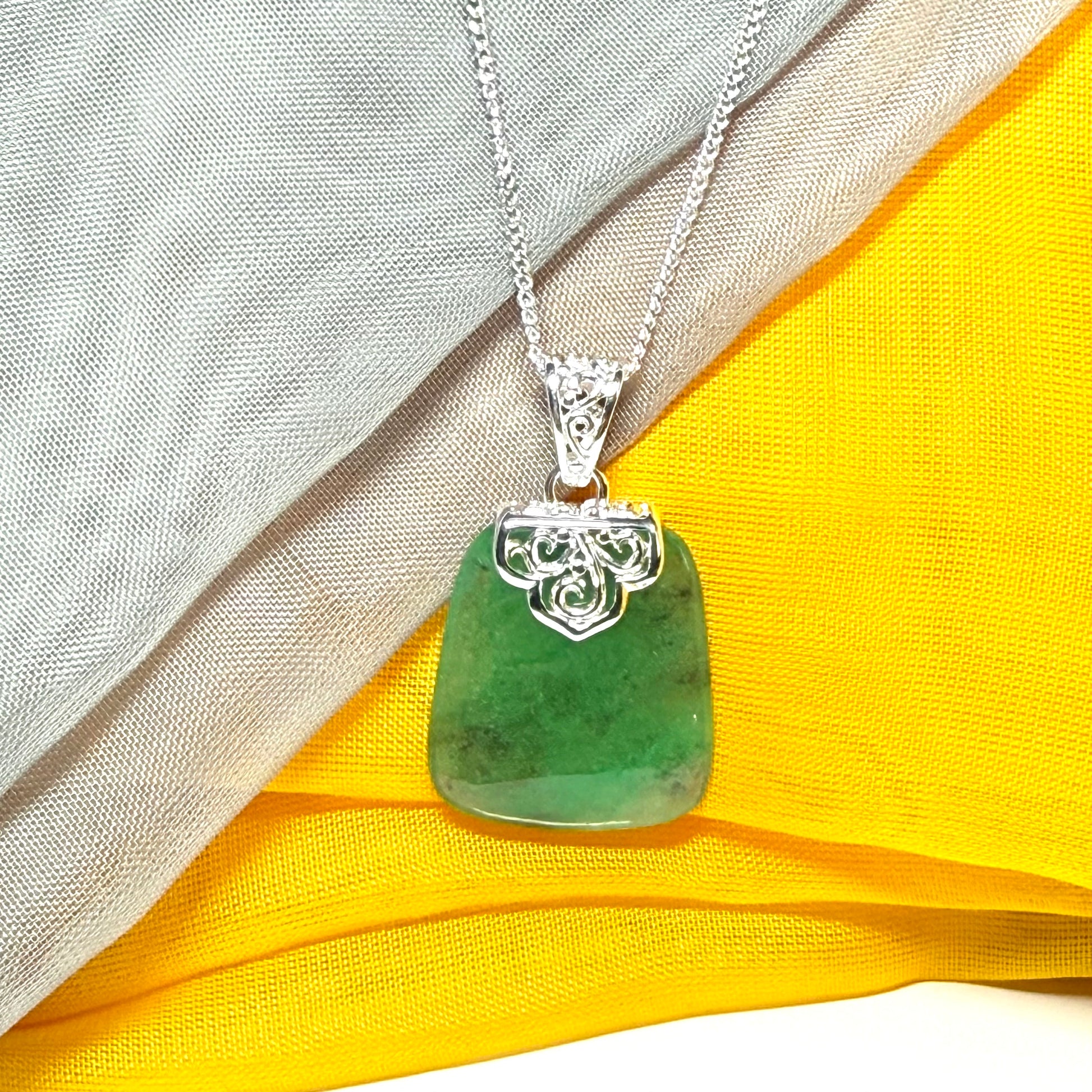 Real jade neck pendant green sterling silver large cushion shaped, a truly stunning necklace