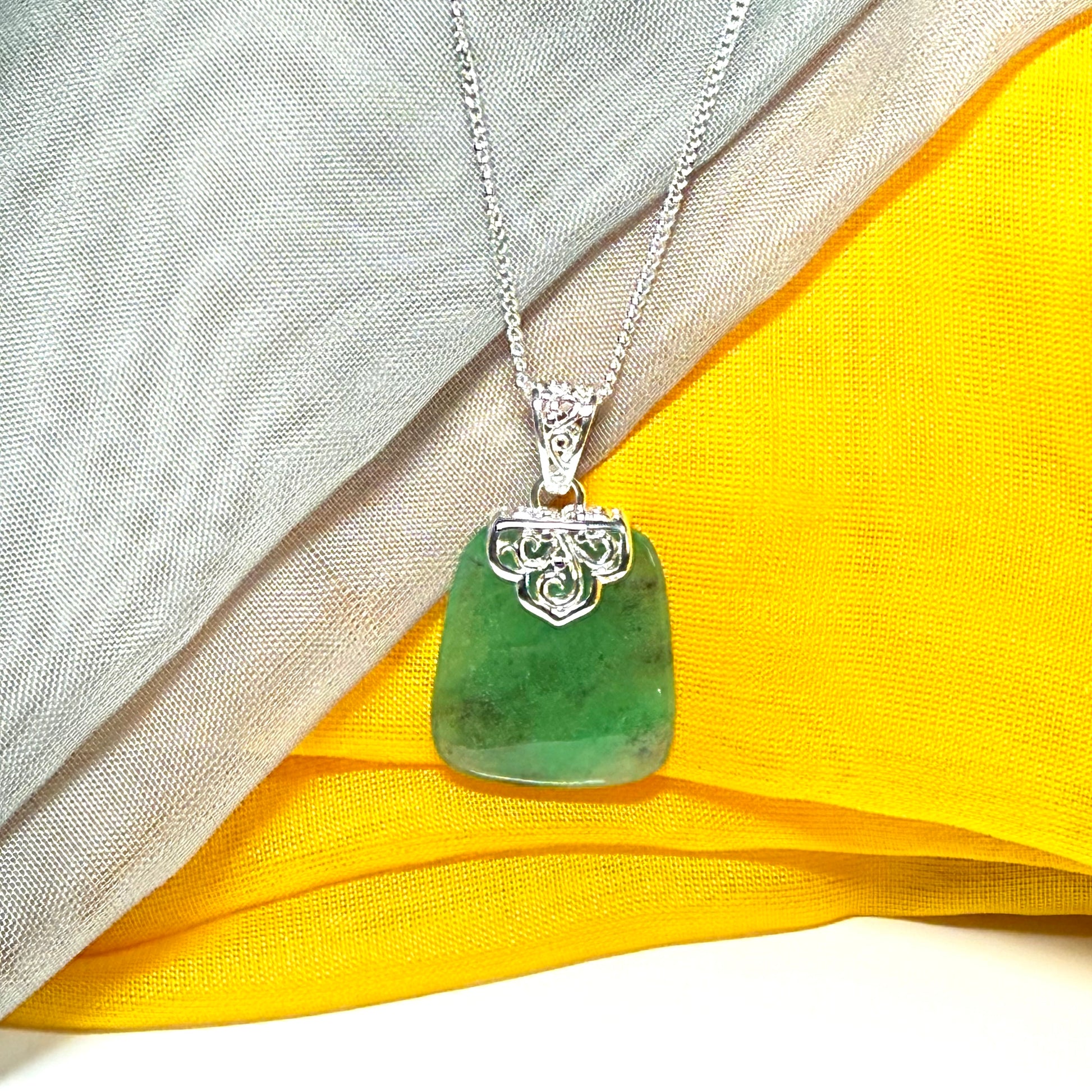 Real jade neck pendant green sterling silver large cushion shaped, a truly stunning necklace