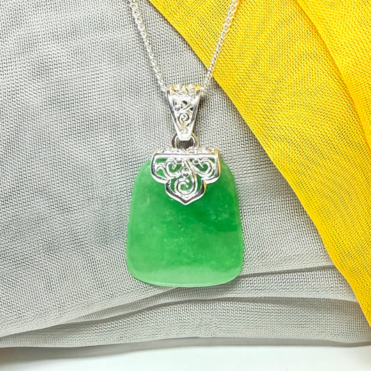 Real jade necklace green sterling silver large cushion shaped, a timeless stunning design