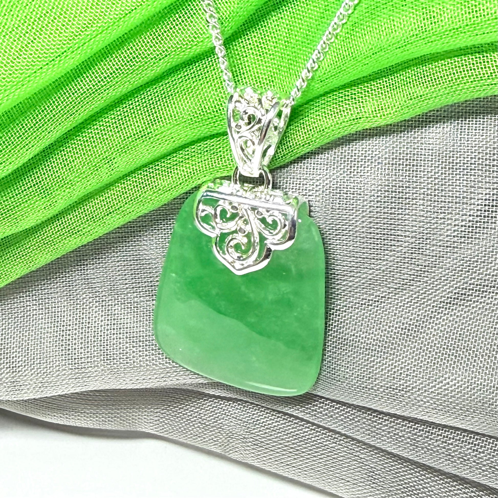 Real jade necklace green sterling silver large cushion shaped, a truly gorgeous design