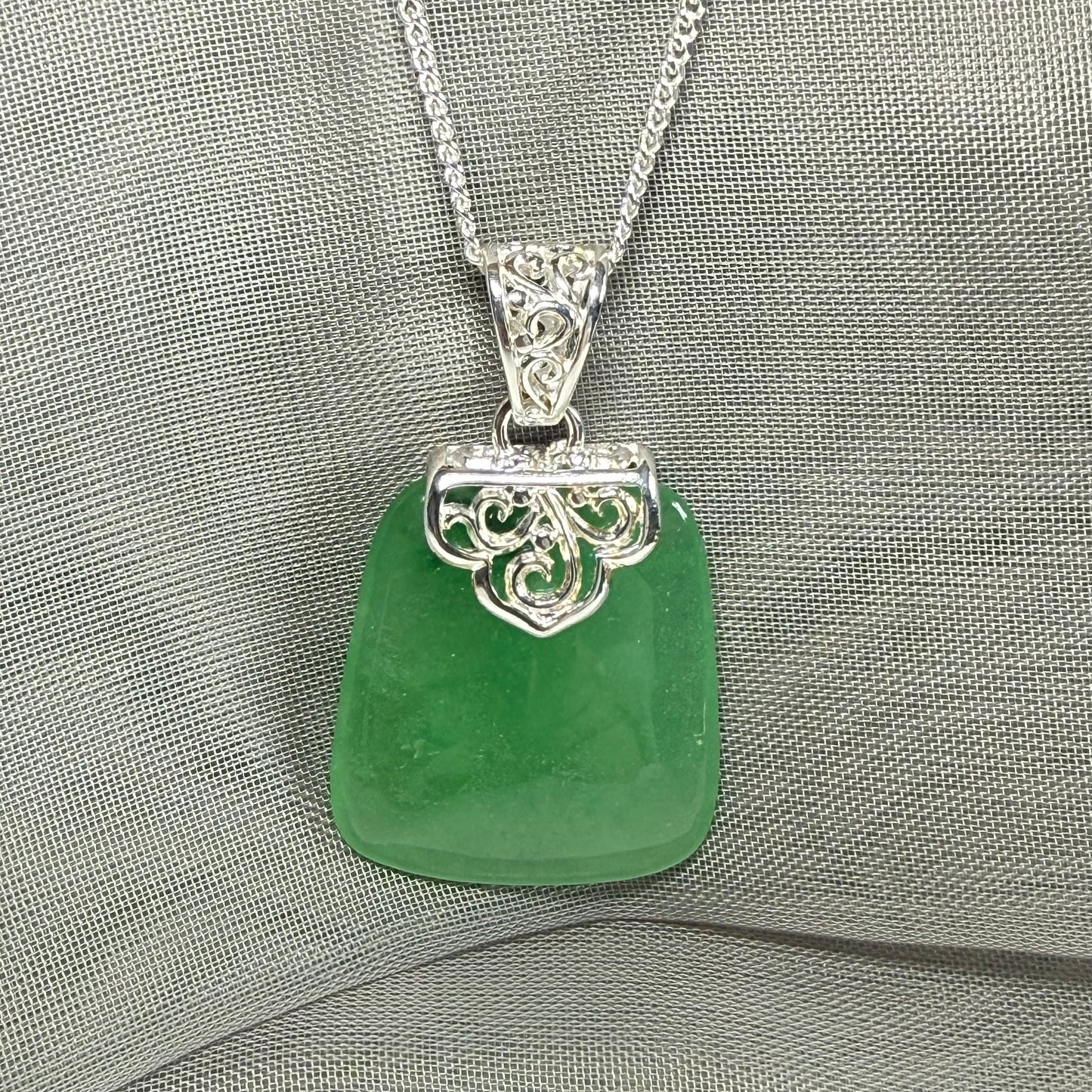 Real jade necklace green sterling silver large cushion shaped, with a beautiful designed pendant