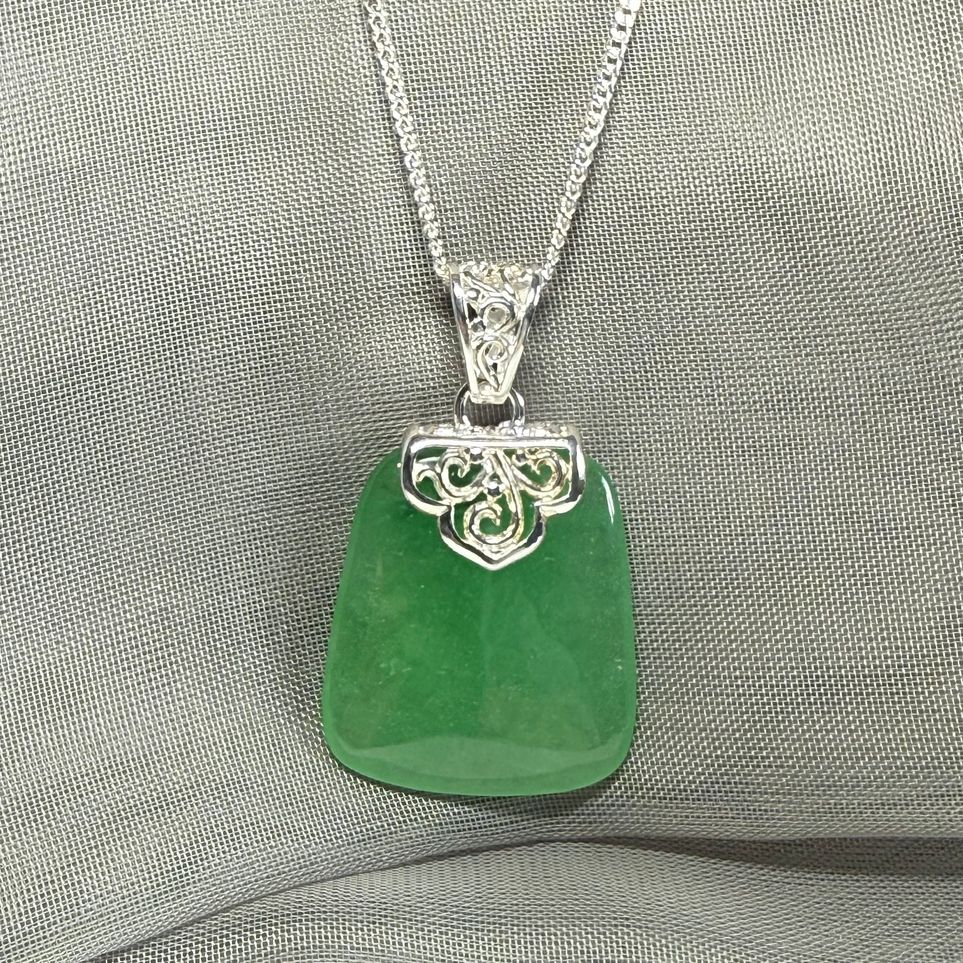 Real jade necklace green sterling silver large cushion shaped, with a beautiful designed pendant with chain