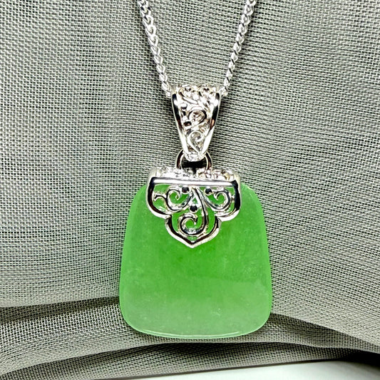 Real jade necklace green sterling silver large cushion shaped, with a timeless stunning design