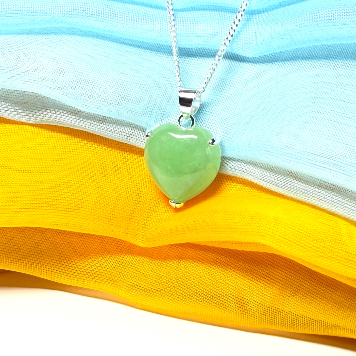 Real jade necklace heart shaped sterling silver love green coloured pendant