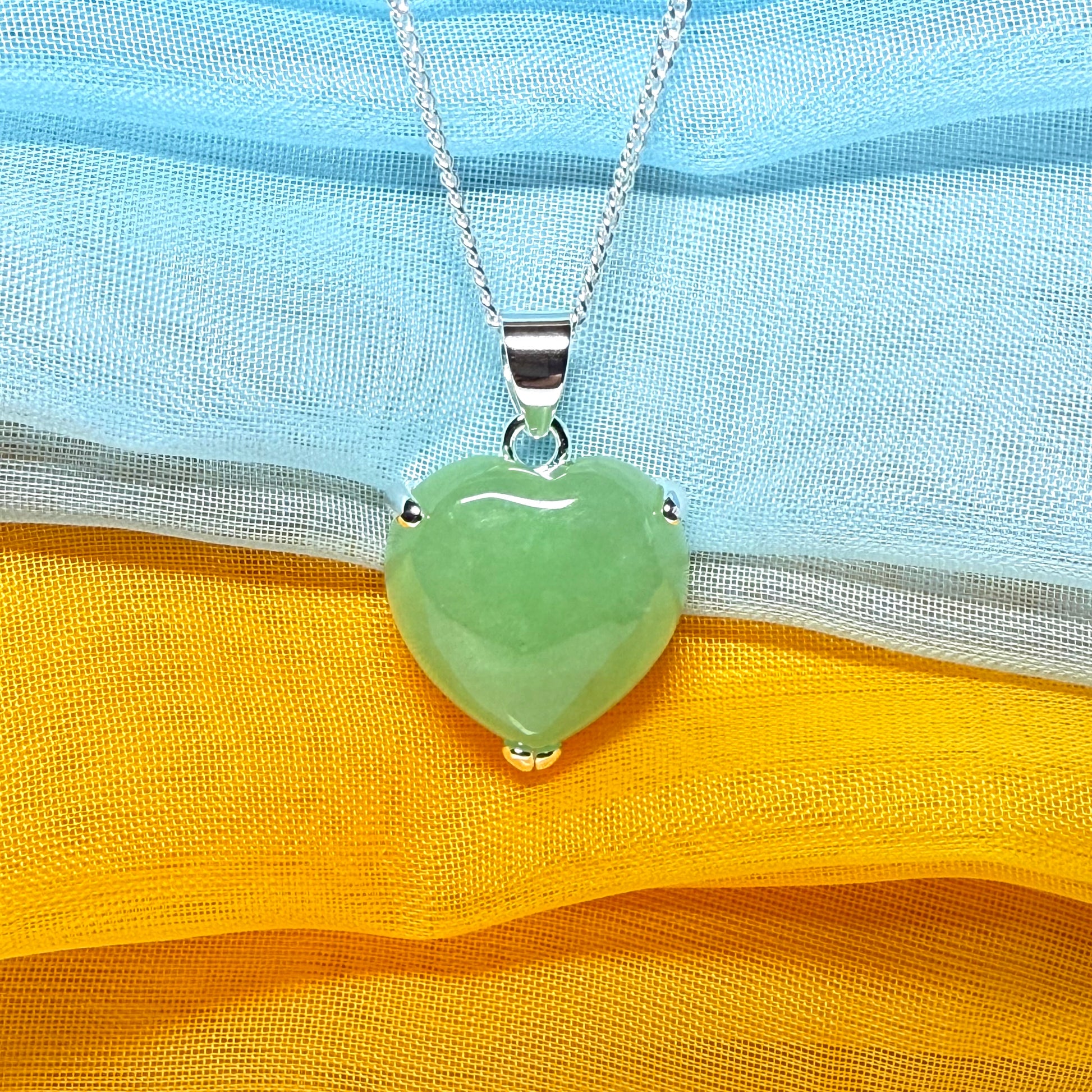 Real jade necklace heart shaped sterling silver love green coloured pendant