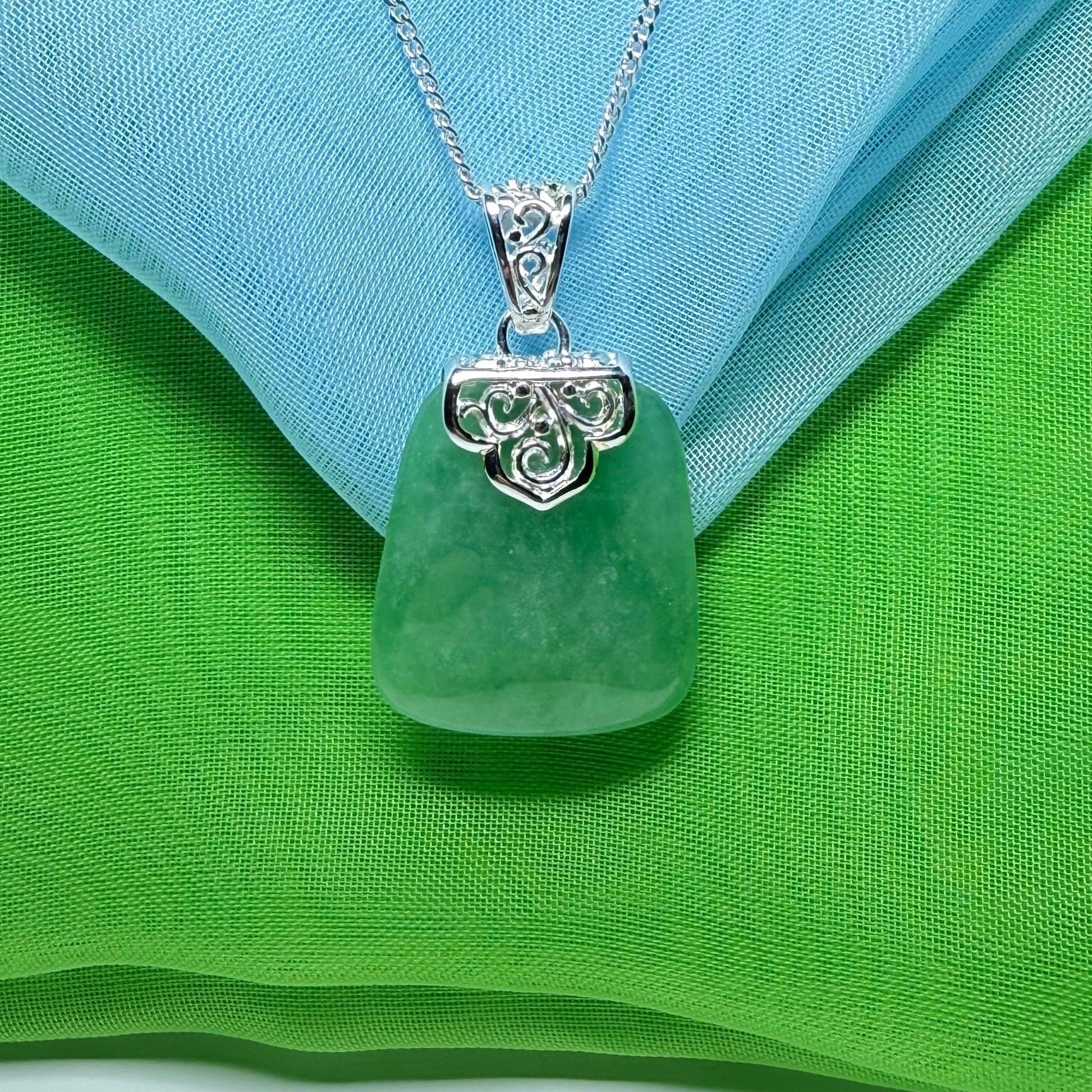 Real jade necklace light green sterling silver large cushion shaped, a beautiful pendant
