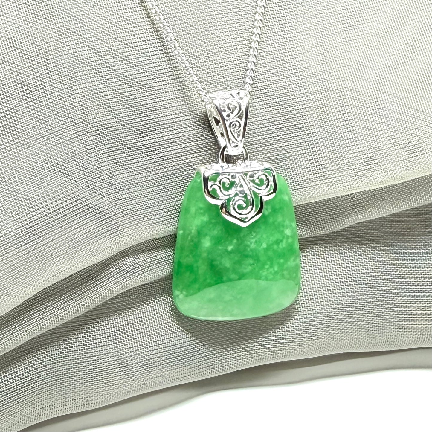 Real jade pendant green sterling silver large cushion shape, a gorgeous necklace