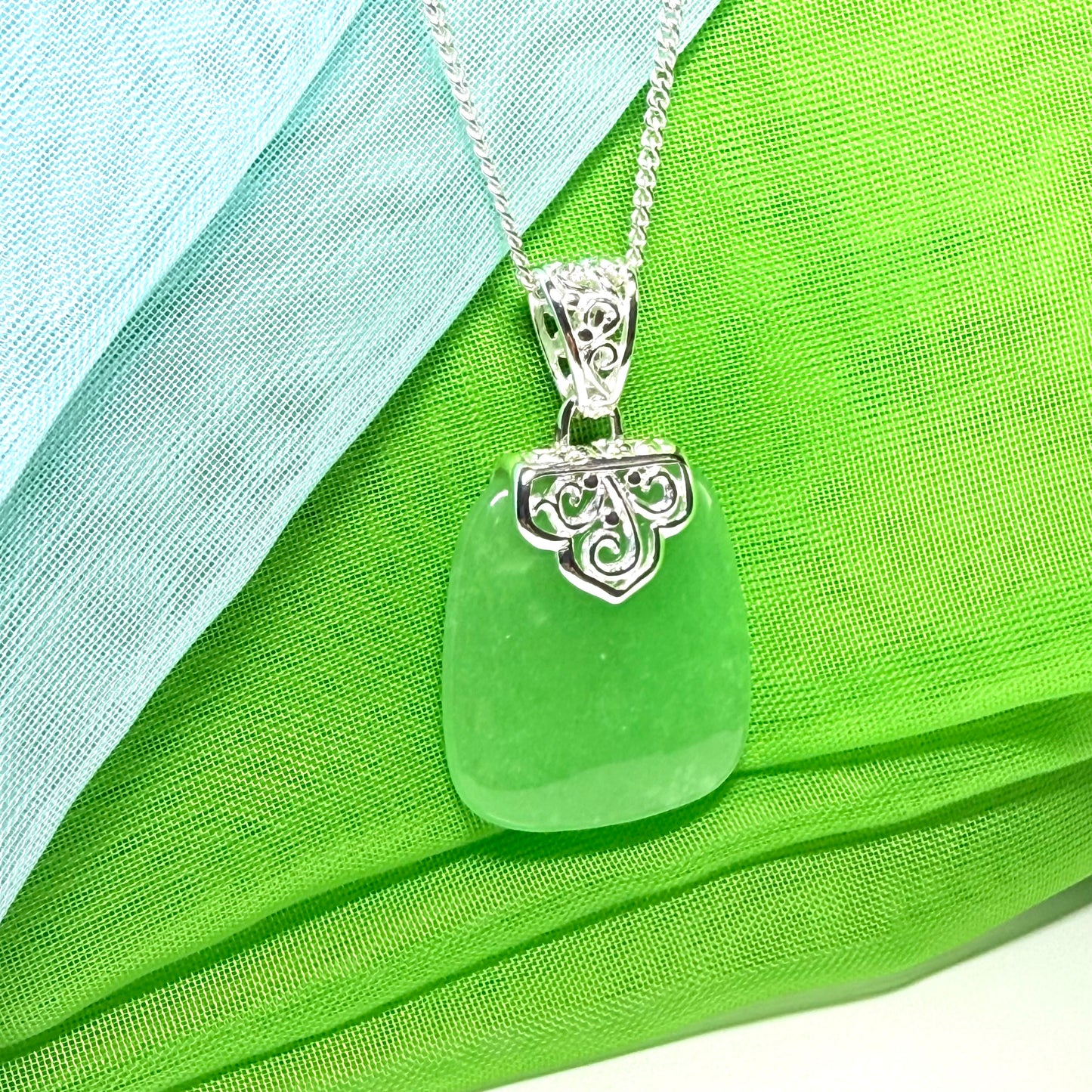 Real jade pendant green sterling silver large cushion shaped, a truly stunning necklace with chain