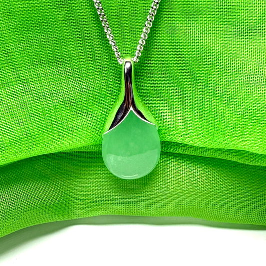 Real light green jade pear shape or teardrop necklace pendant stunning and beautiful