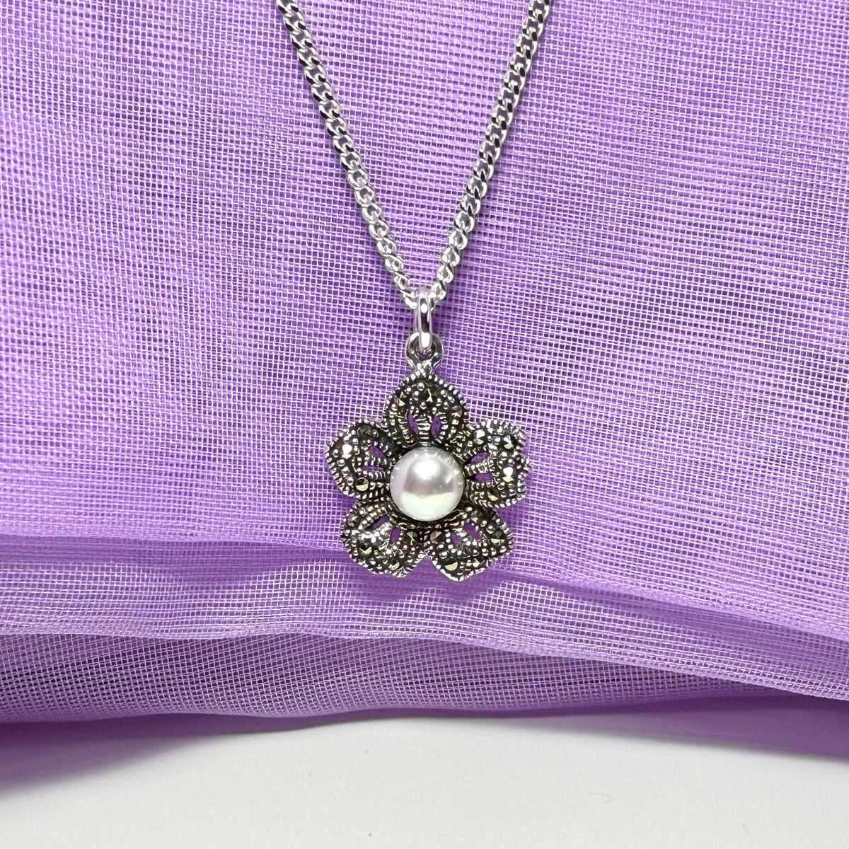 Pendant real marcasite and real freshwater cultured pearl flower necklace shaped sterling silver